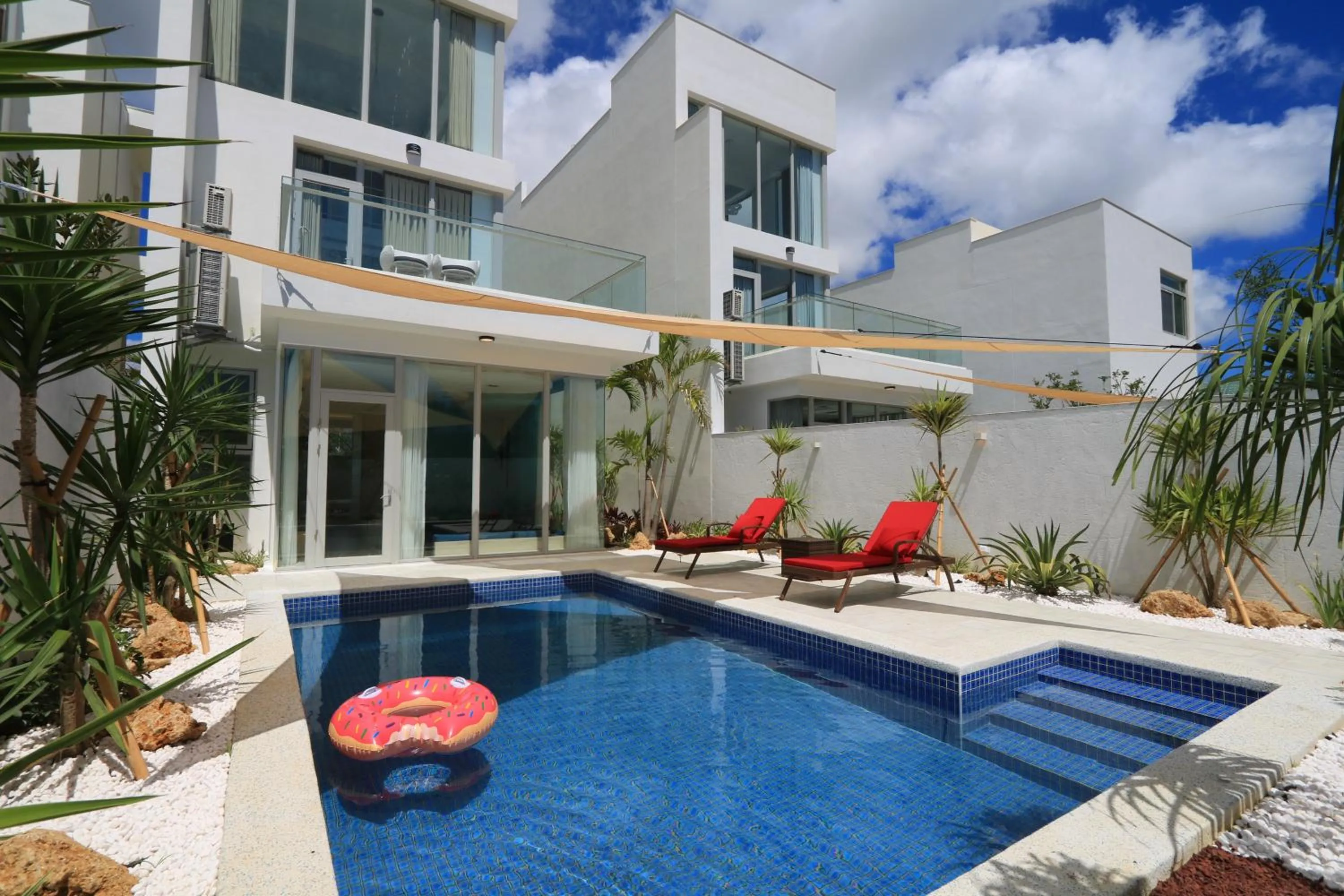 Pool view in Splendi Villa