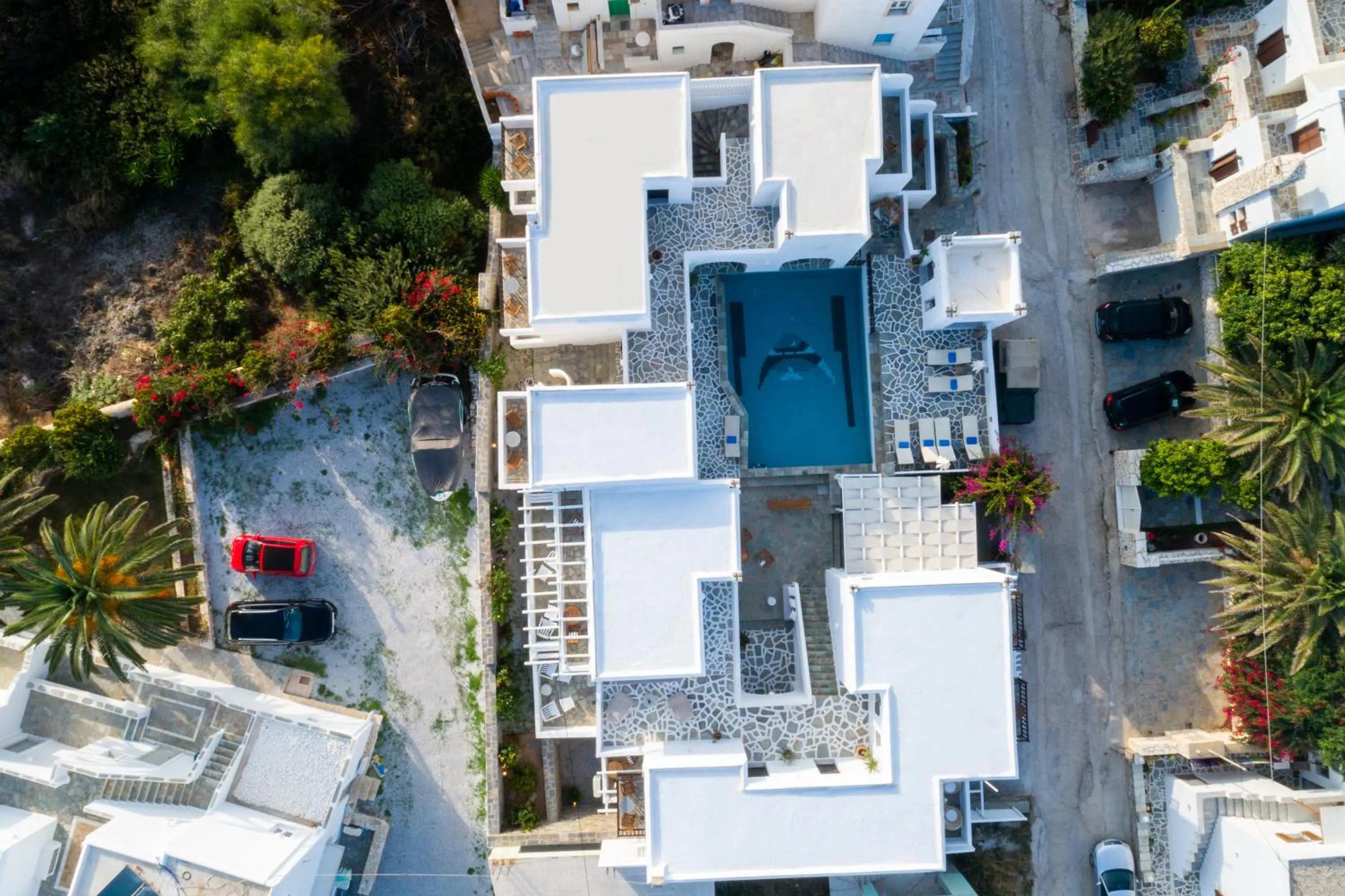 Property building in Aella Residence