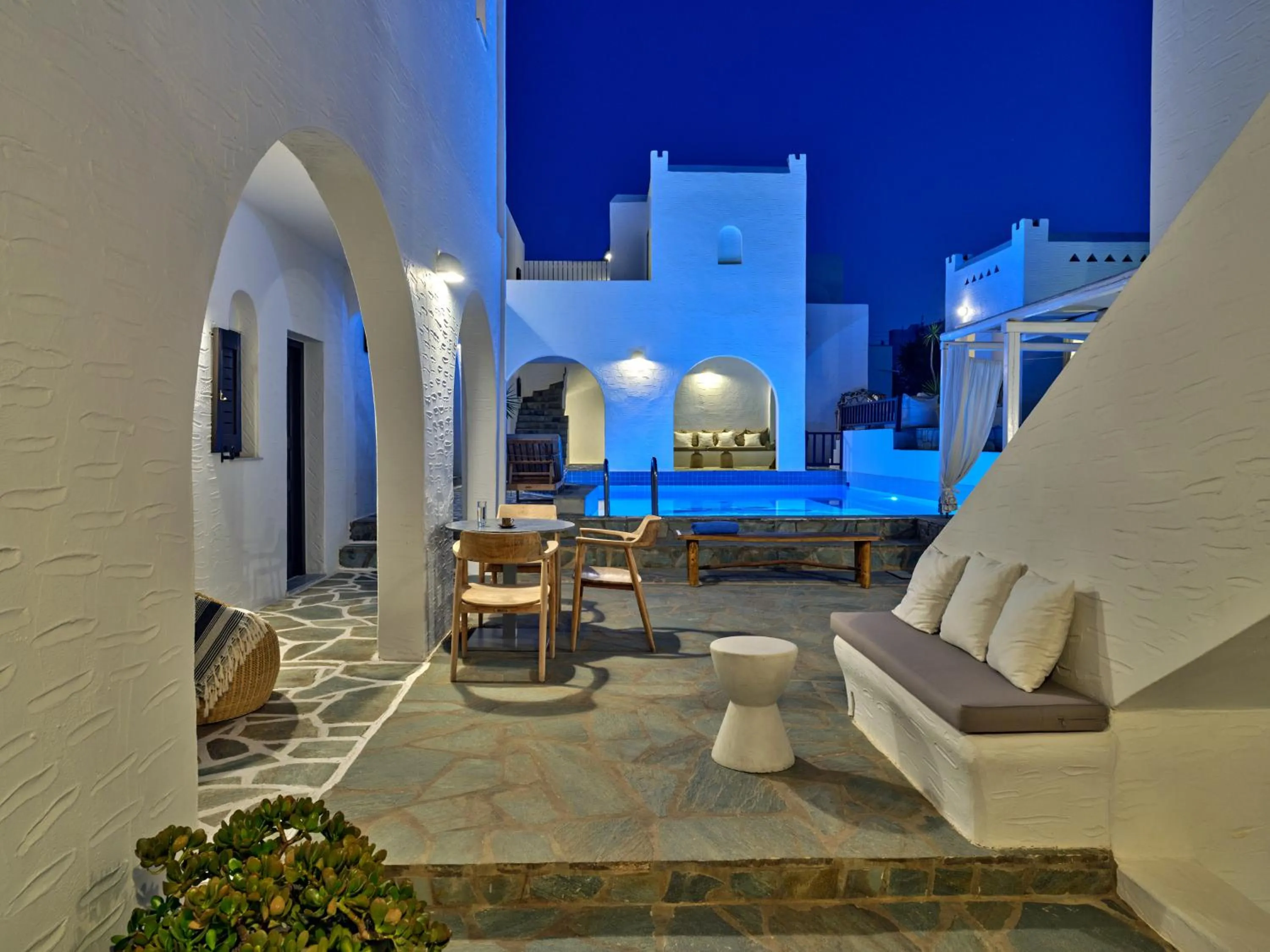 Property building in Aella Residence