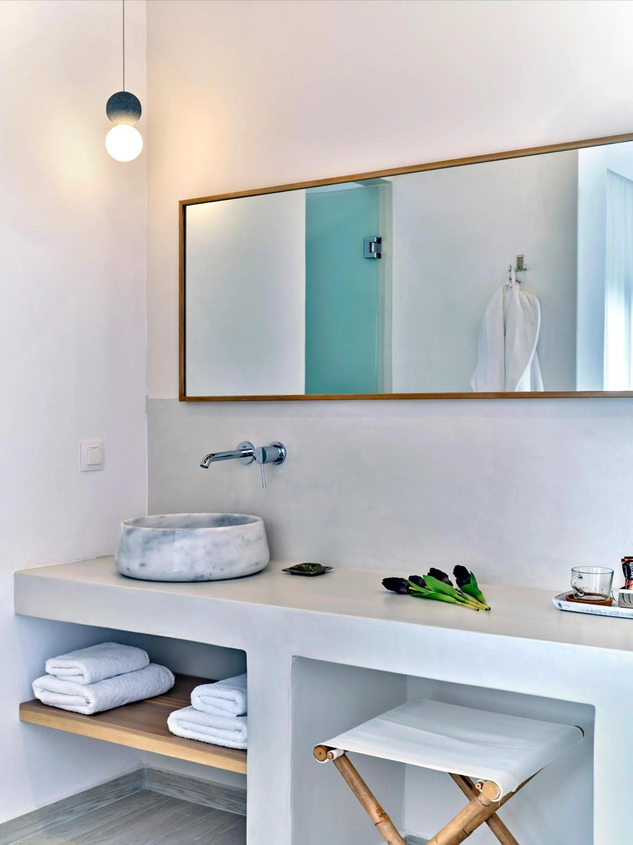 Photo of the whole room in Aella Residence