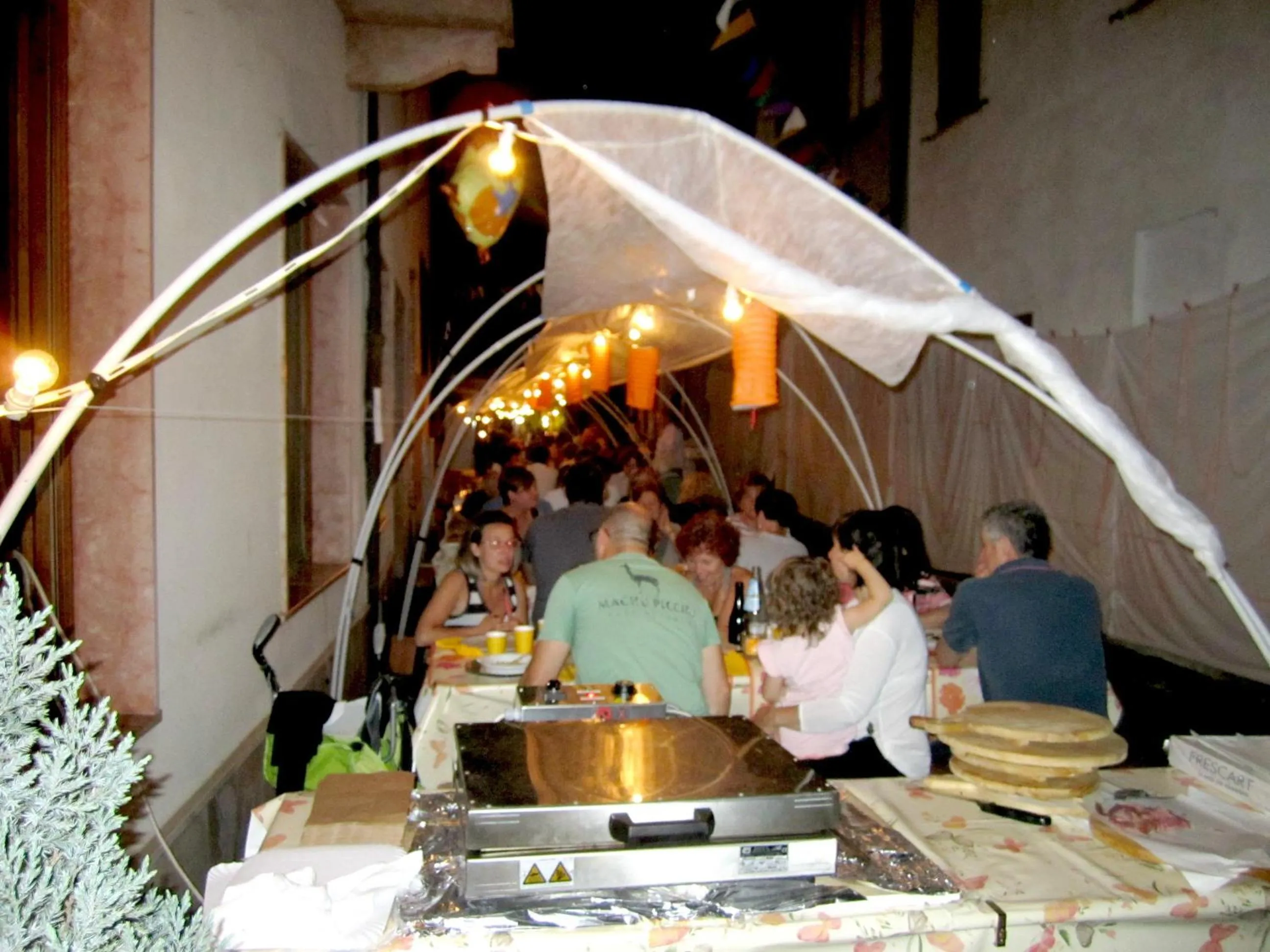 Restaurant/places to eat in Hotel Europa