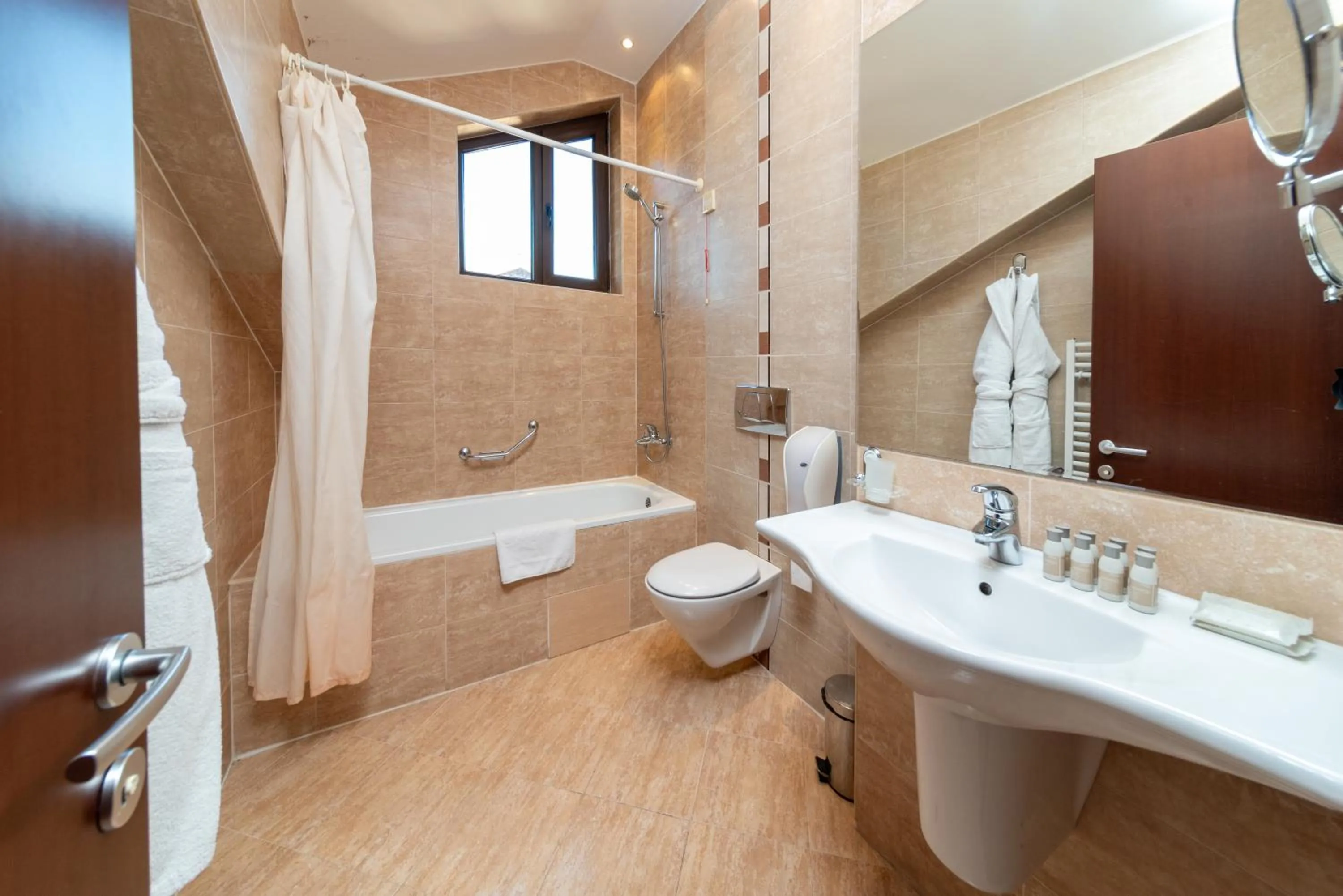 Toilet in Terra Hotel