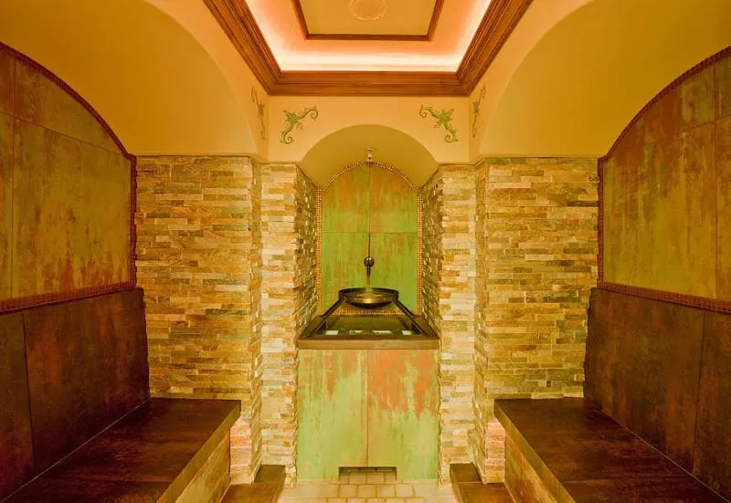 Steam room in Hotel Des Alpes