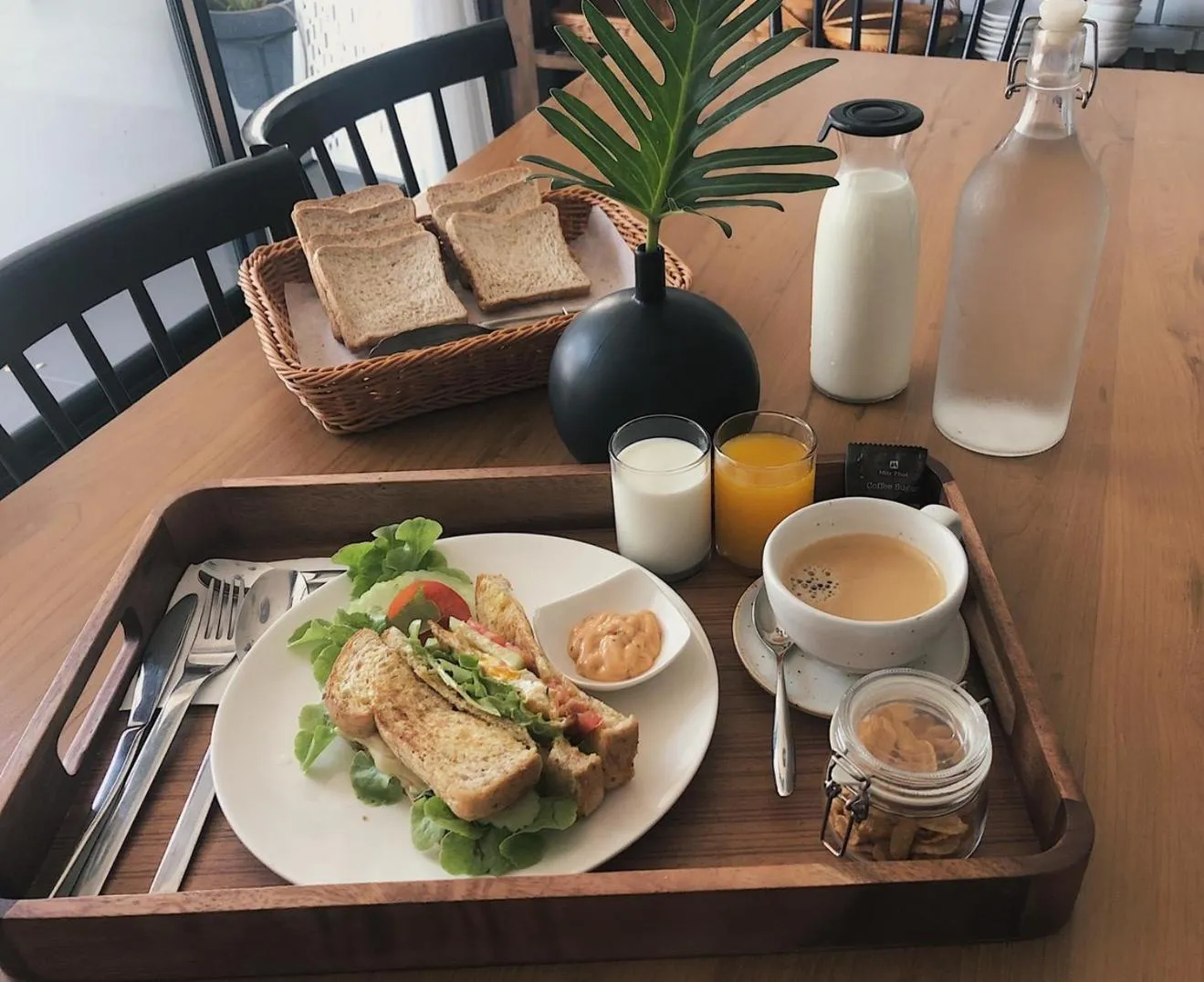 Breakfast in Zivi Nimman