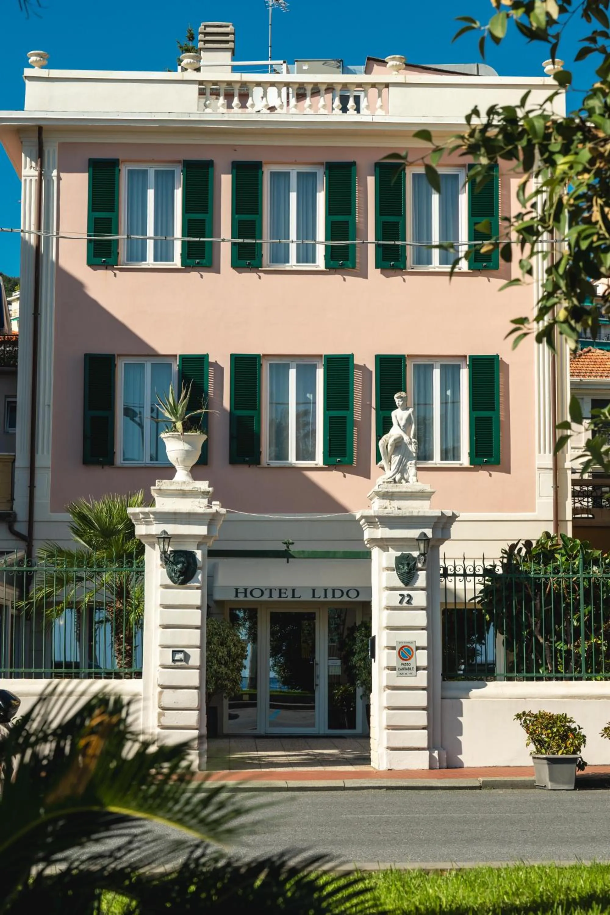 Property building in Hotel Lido