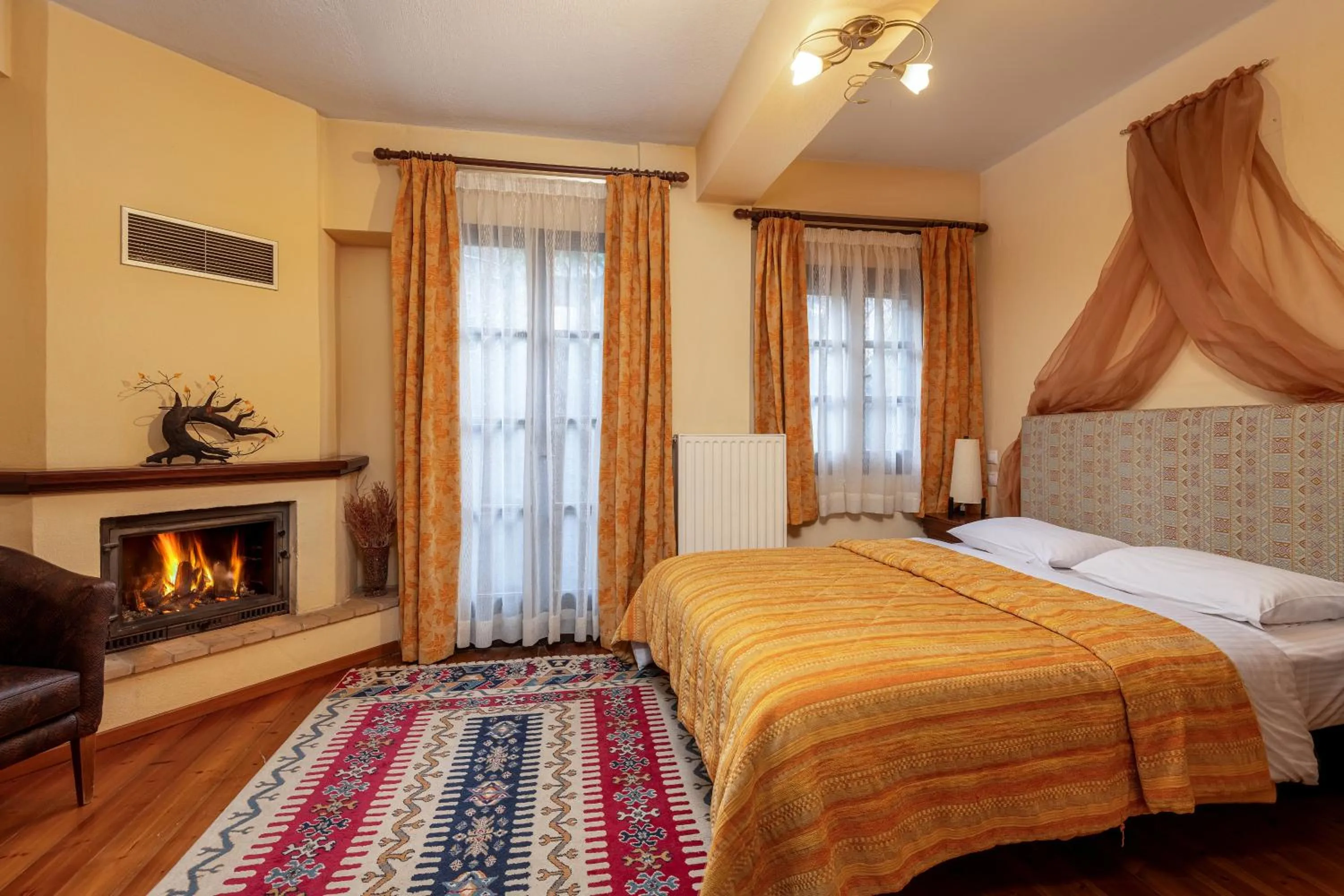 Bedroom, Bed in Mikri Arktos