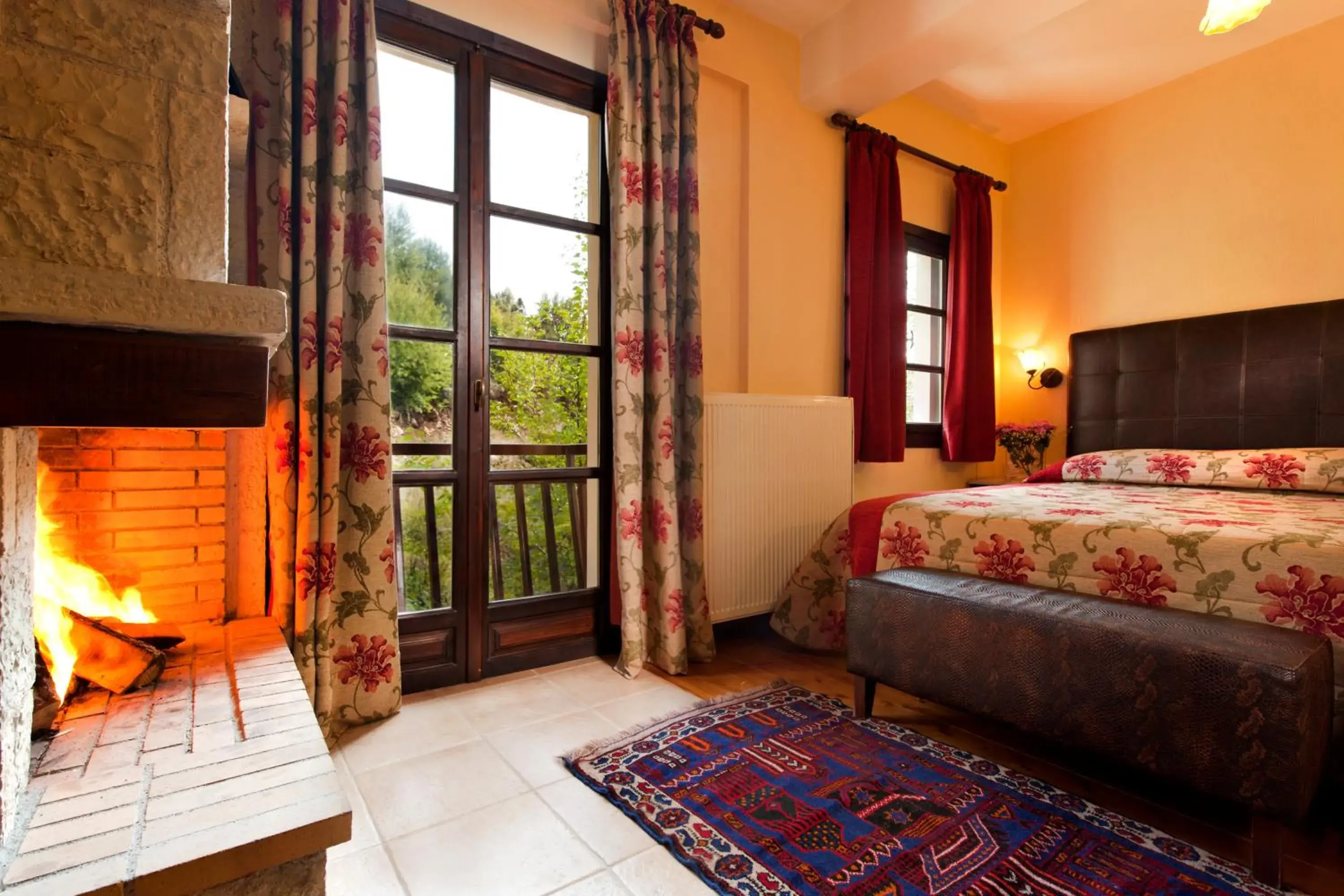 Bed in Mikri Arktos Bed in Mikri Arktos