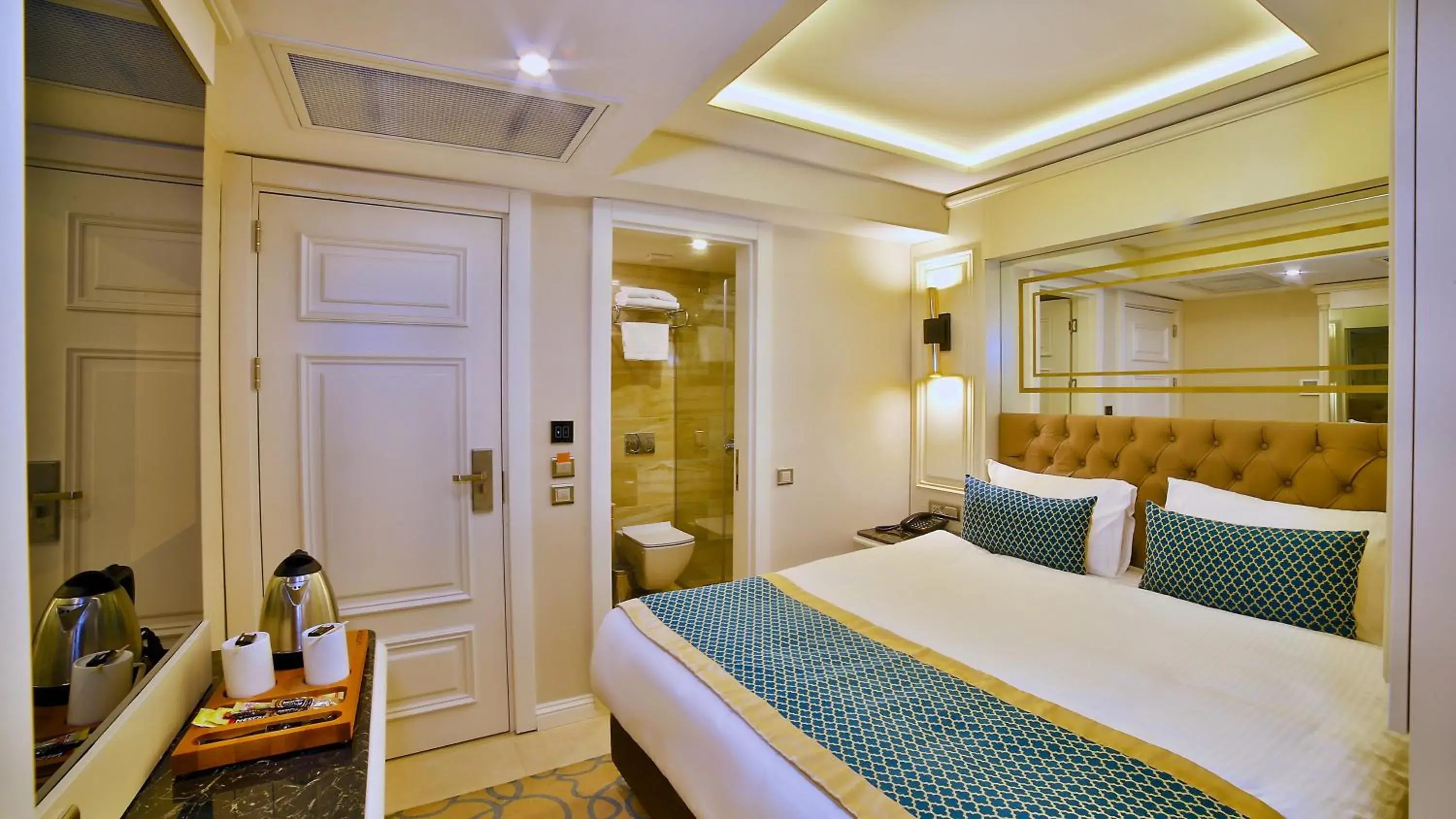 Bed in Beethoven Premium Hotel Bed in Beethoven Premium Hotel