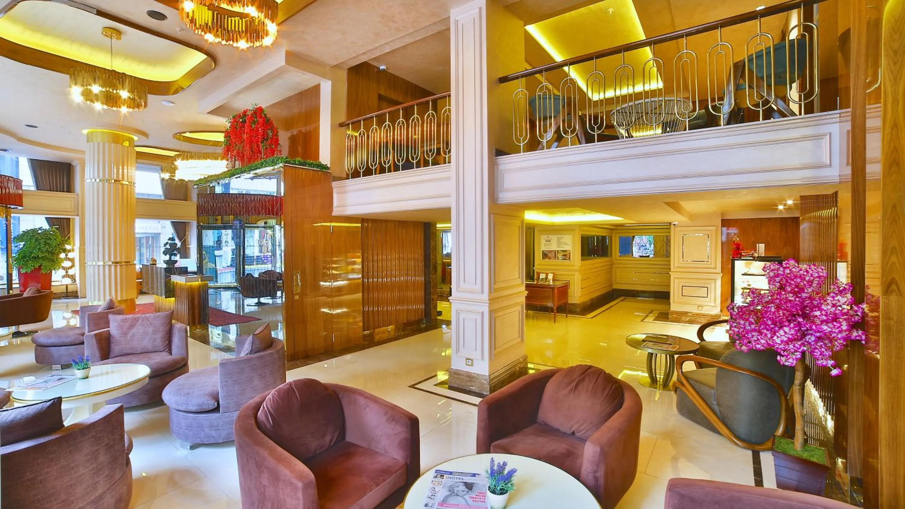 Lobby or reception in Beethoven Premium Hotel
