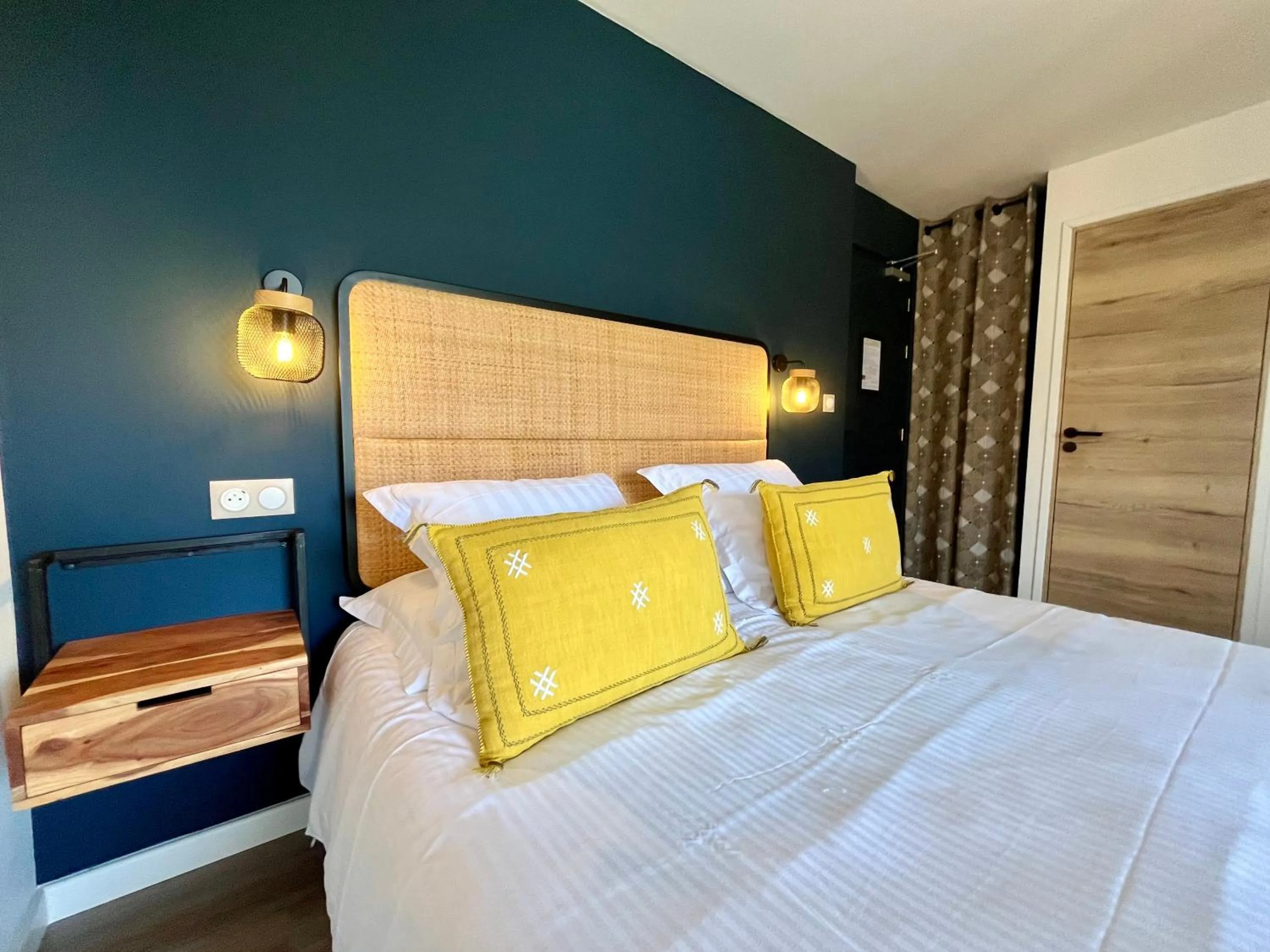 Bed in Hôtel les Chaumettes