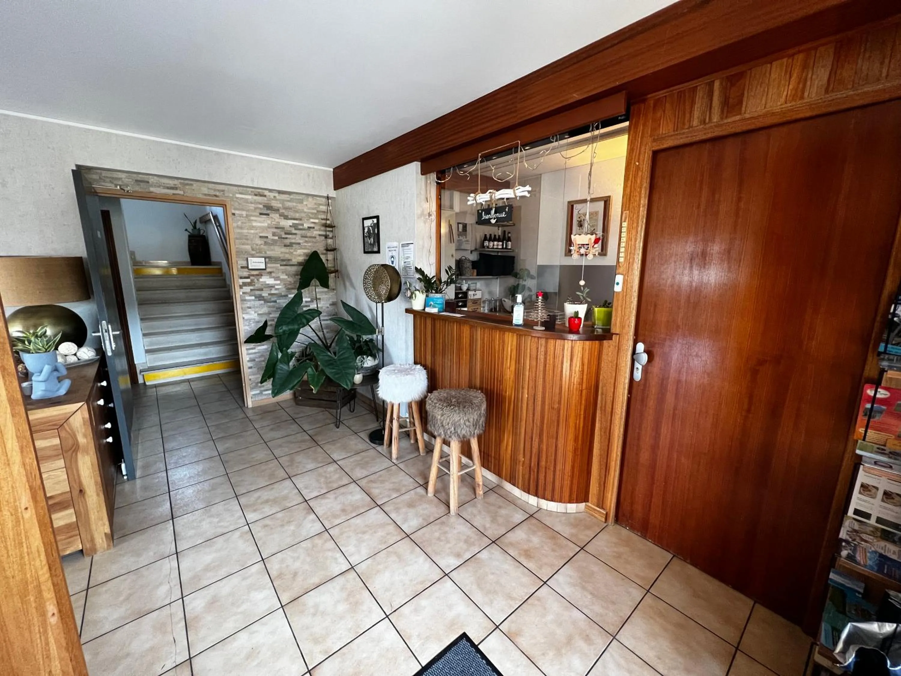 Lobby or reception in Hôtel les Chaumettes