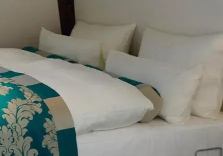 Decorative detail, Bed in Schlosshotel Bergzaberner Hof Decorative detail, Bed in Schlosshotel Bergzaberner Hof