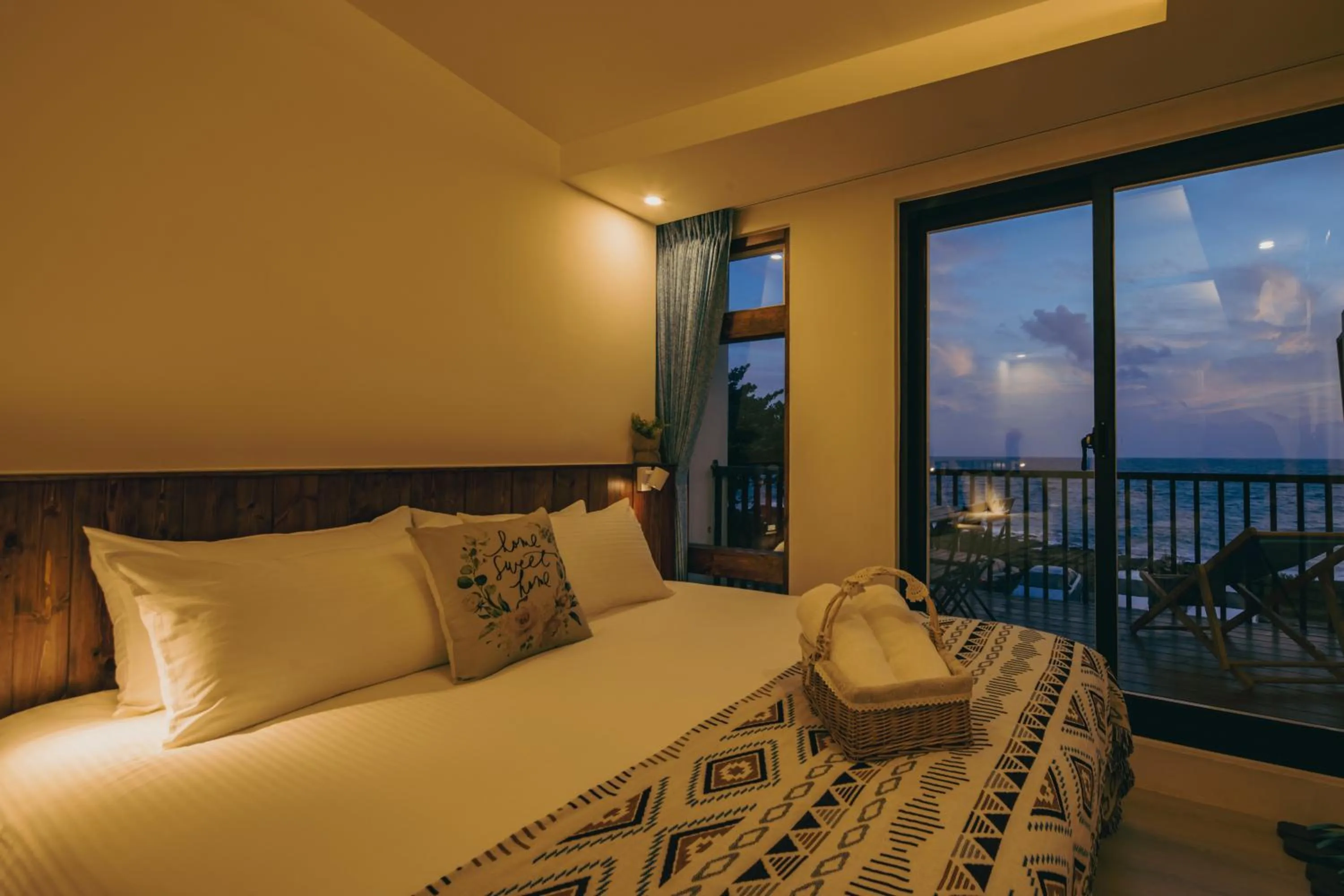 Bed in Chuanfanrock Haku Beach Days Inn