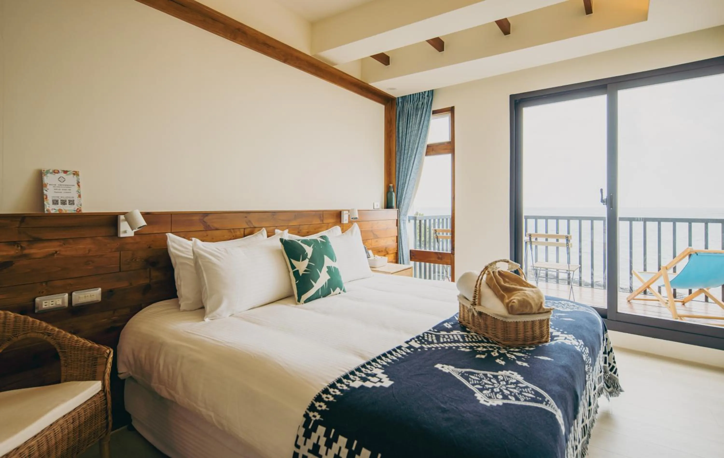 Bed in Chuanfanrock Haku Beach Days Inn