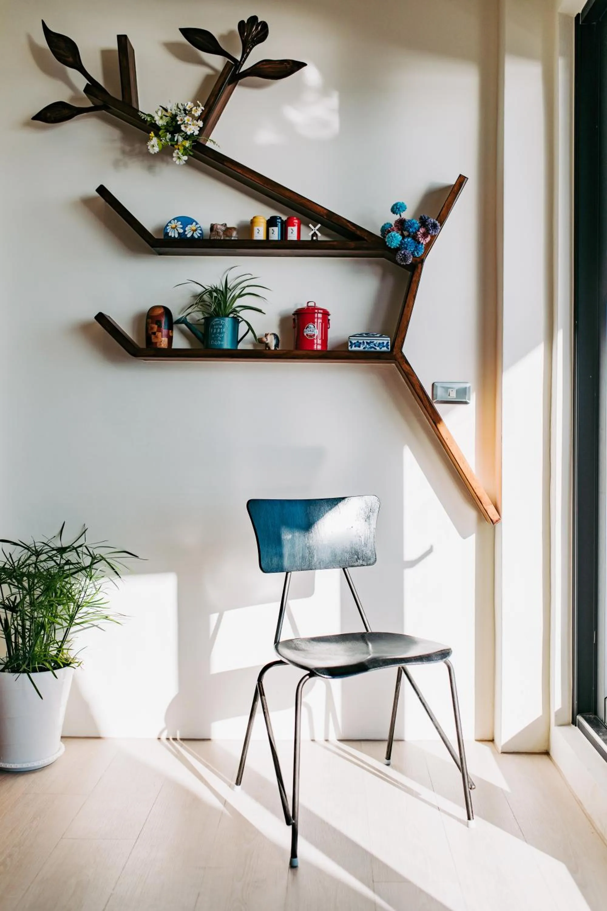 Decorative detail in Chuanfanrock Haku Beach Days Inn