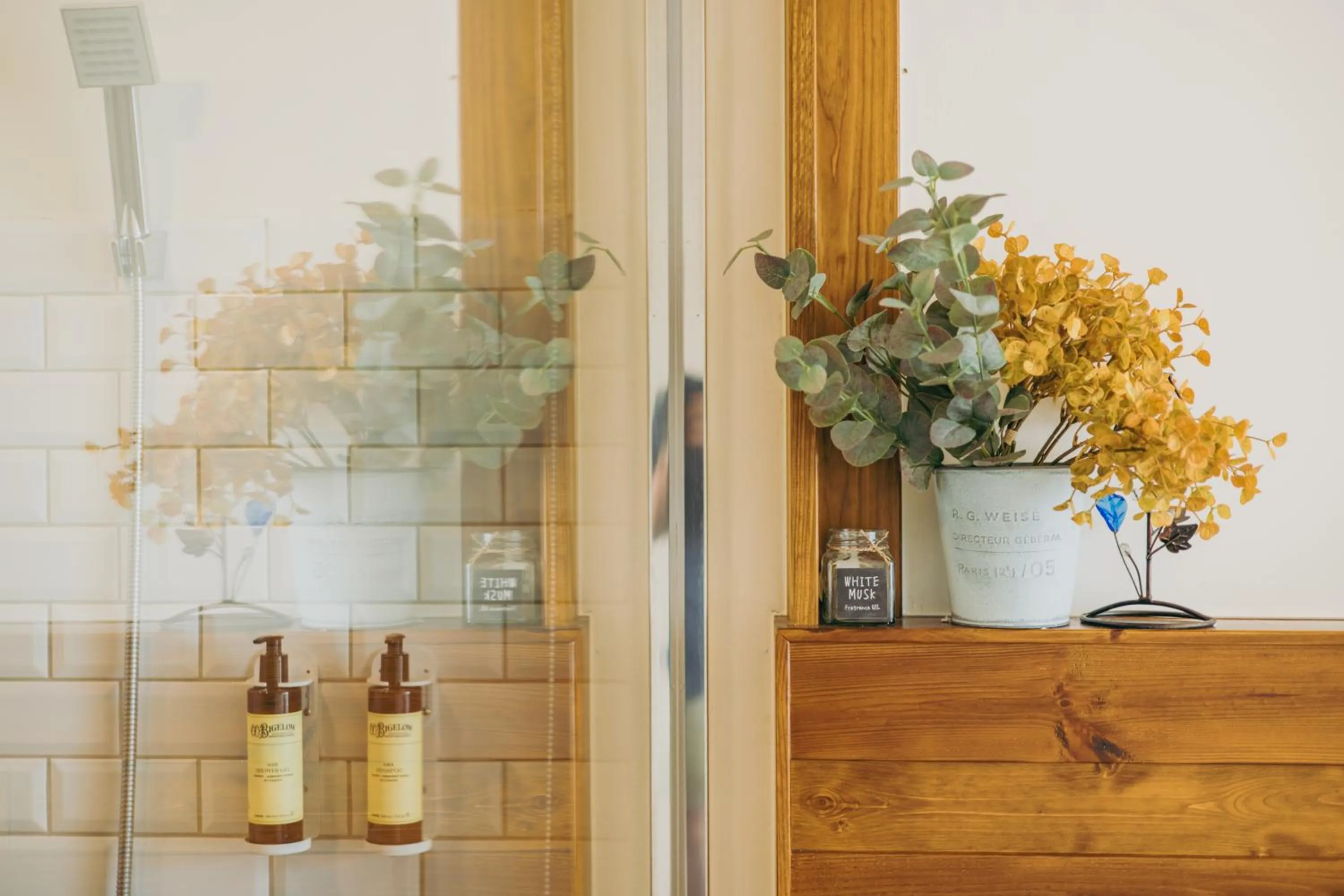 Chuanfanrock Haku Beach Days Inn