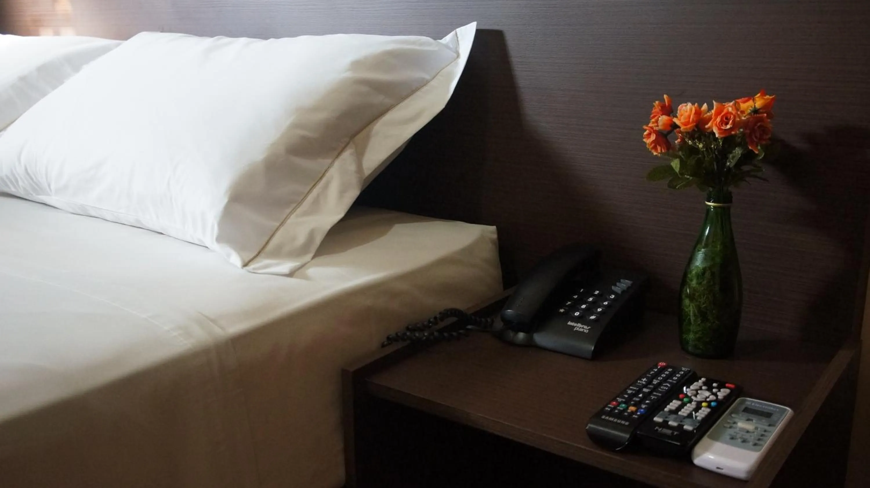 Bed in Pinheiros Hotel