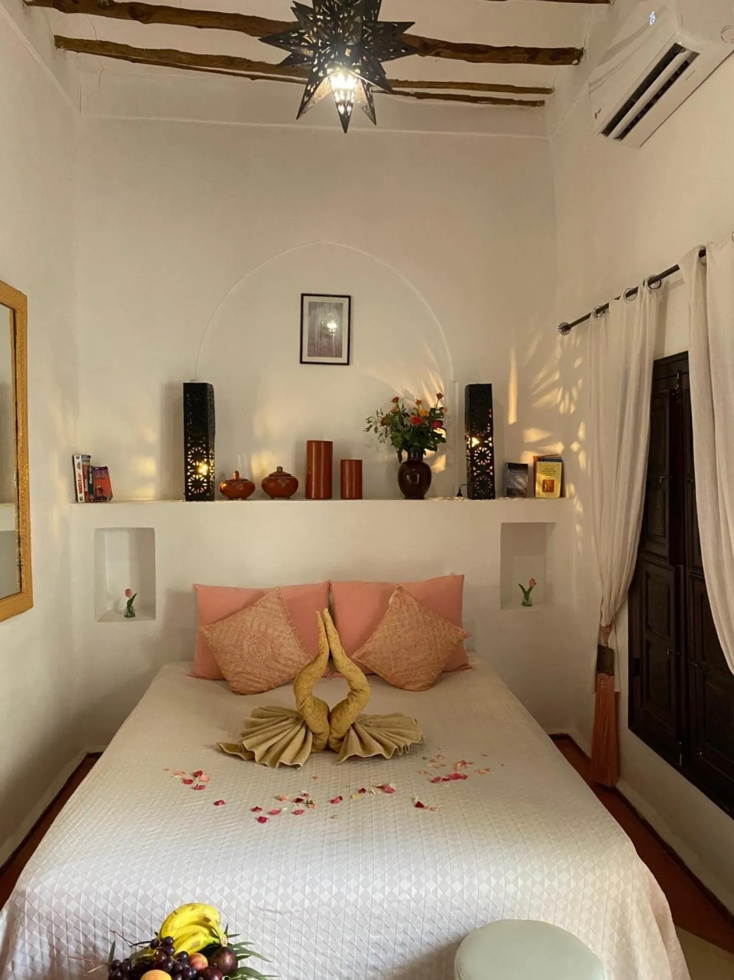 Bedroom, Bed in Dar Soukaina