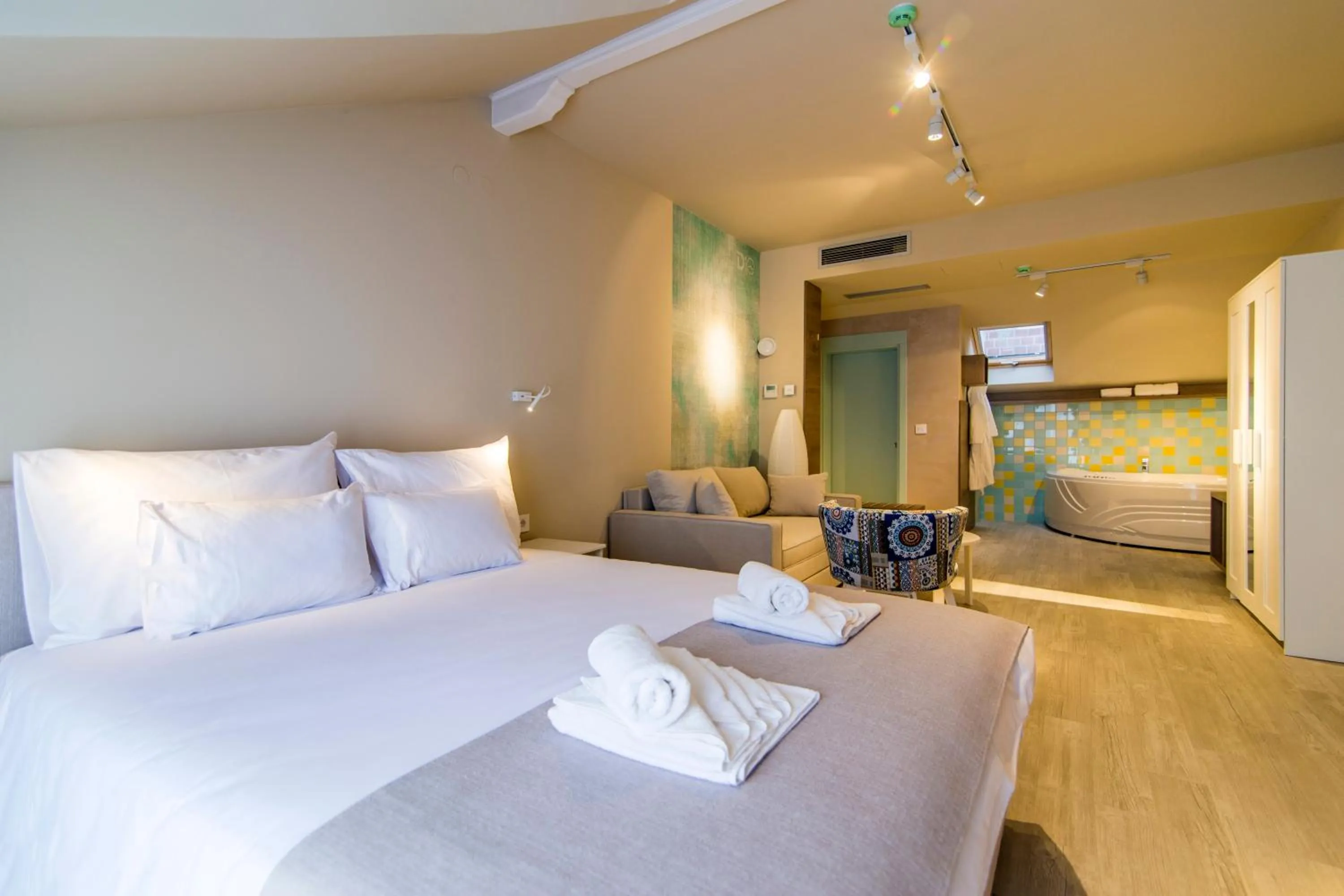 Bedroom, Bed in Garni Hotel D10