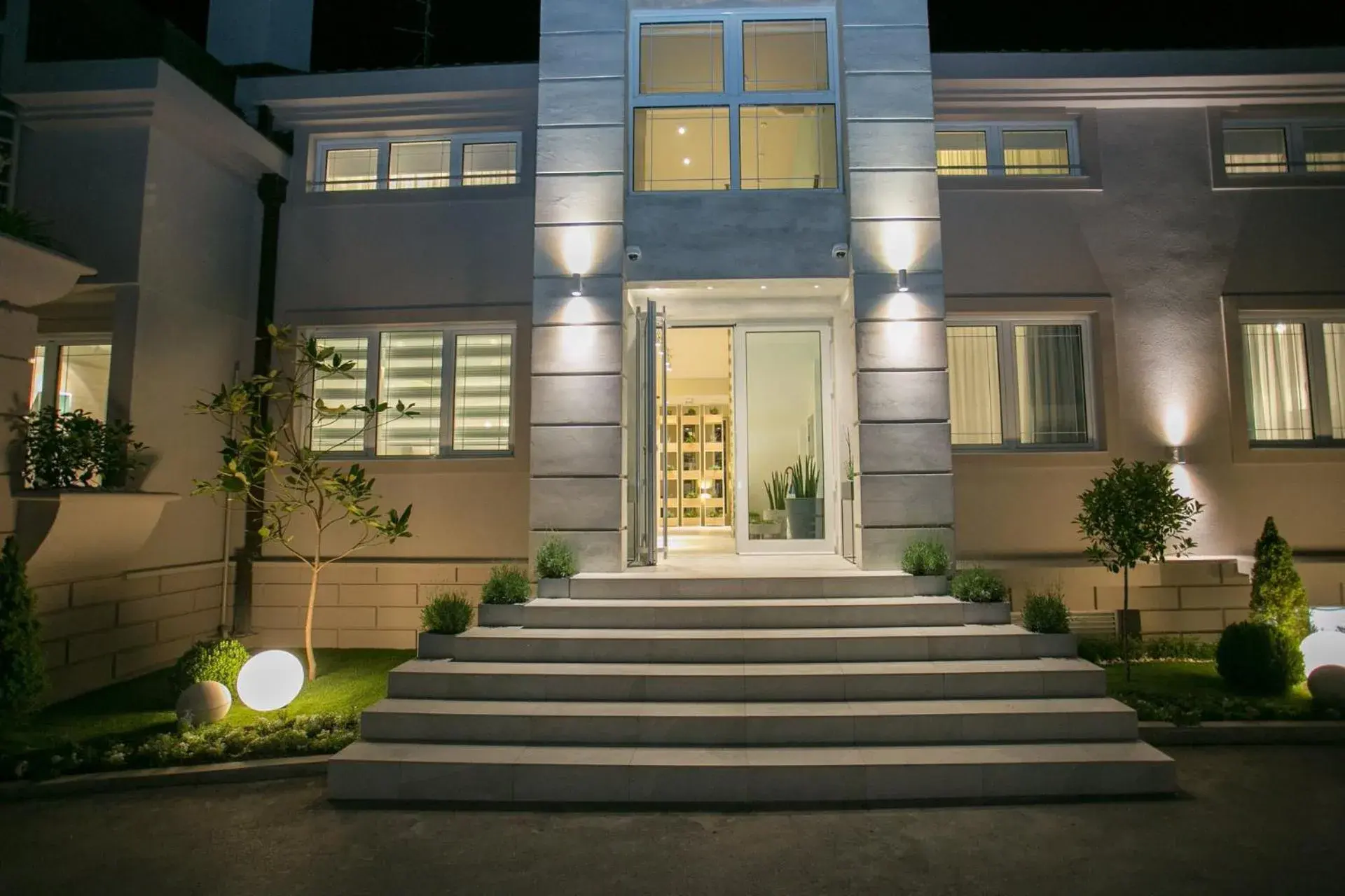 Facade/entrance in Garni Hotel D10 Facade/entrance in Garni Hotel D10