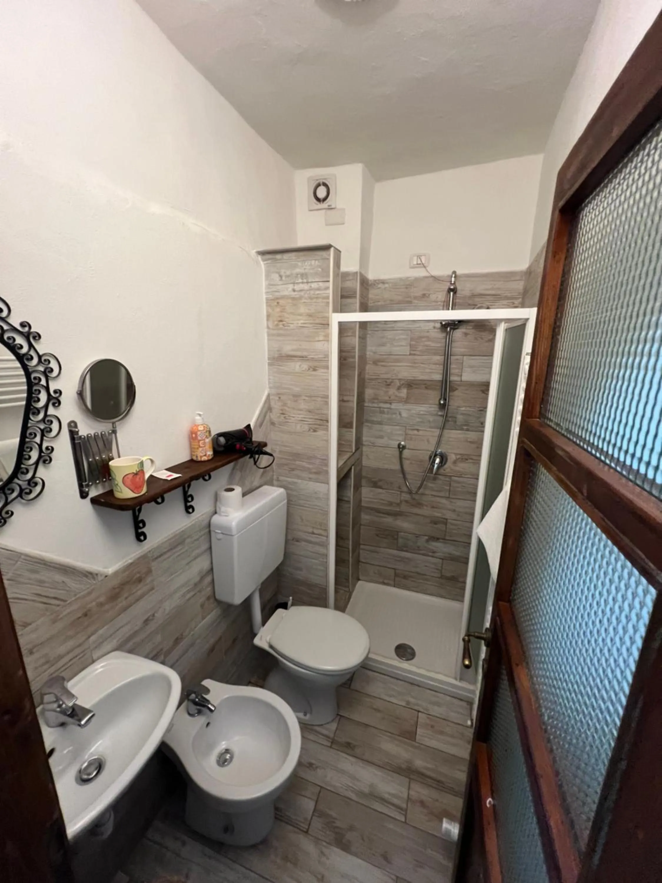 Shower in B&B COME UN TEMPO