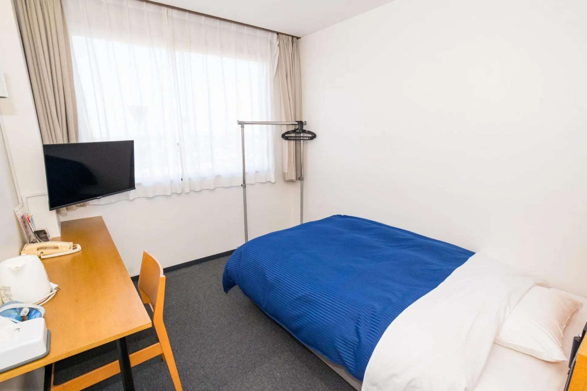 Bed in Hitachi Hotel Crane