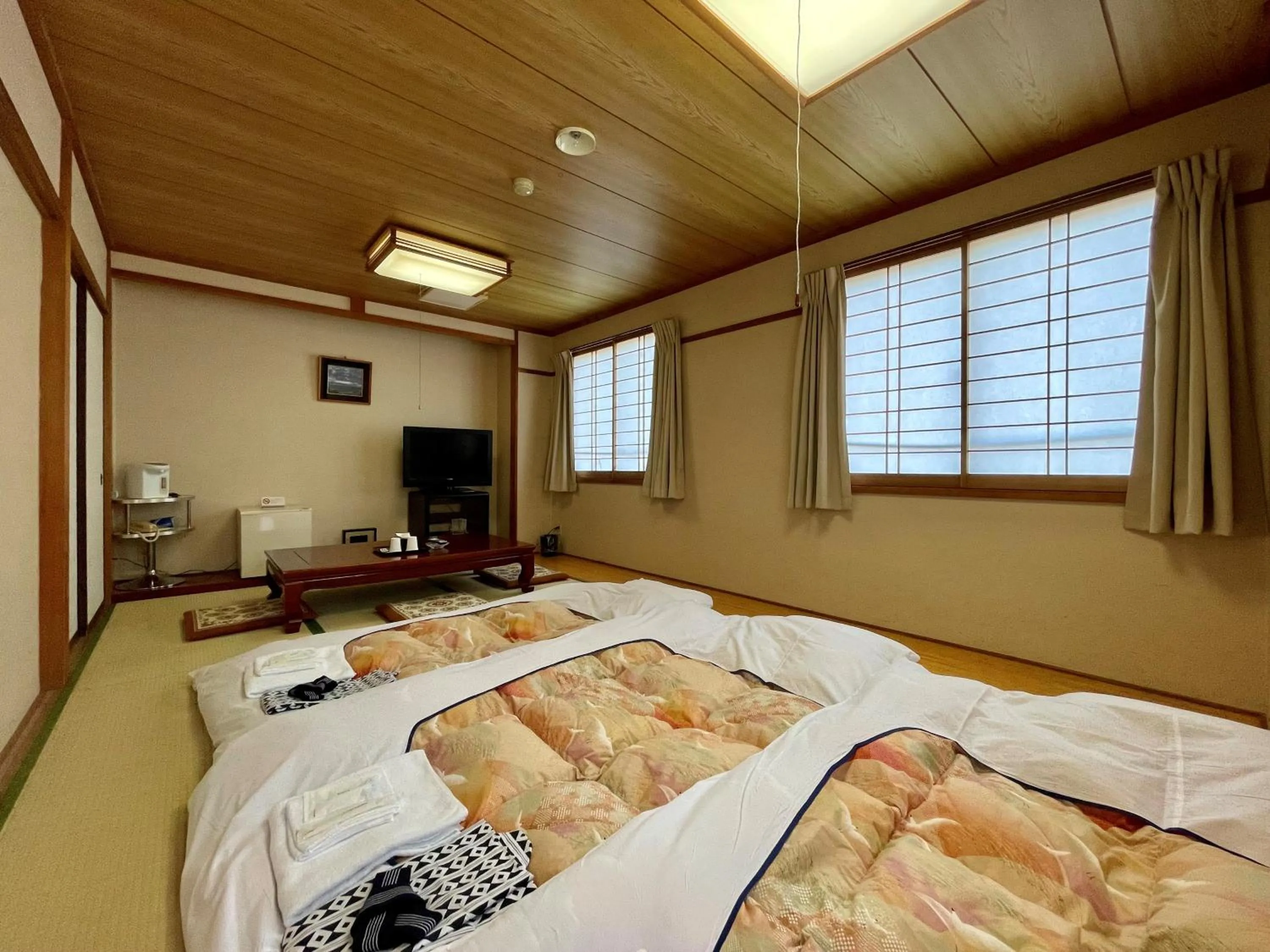 Bed in Hitachi Hotel Crane