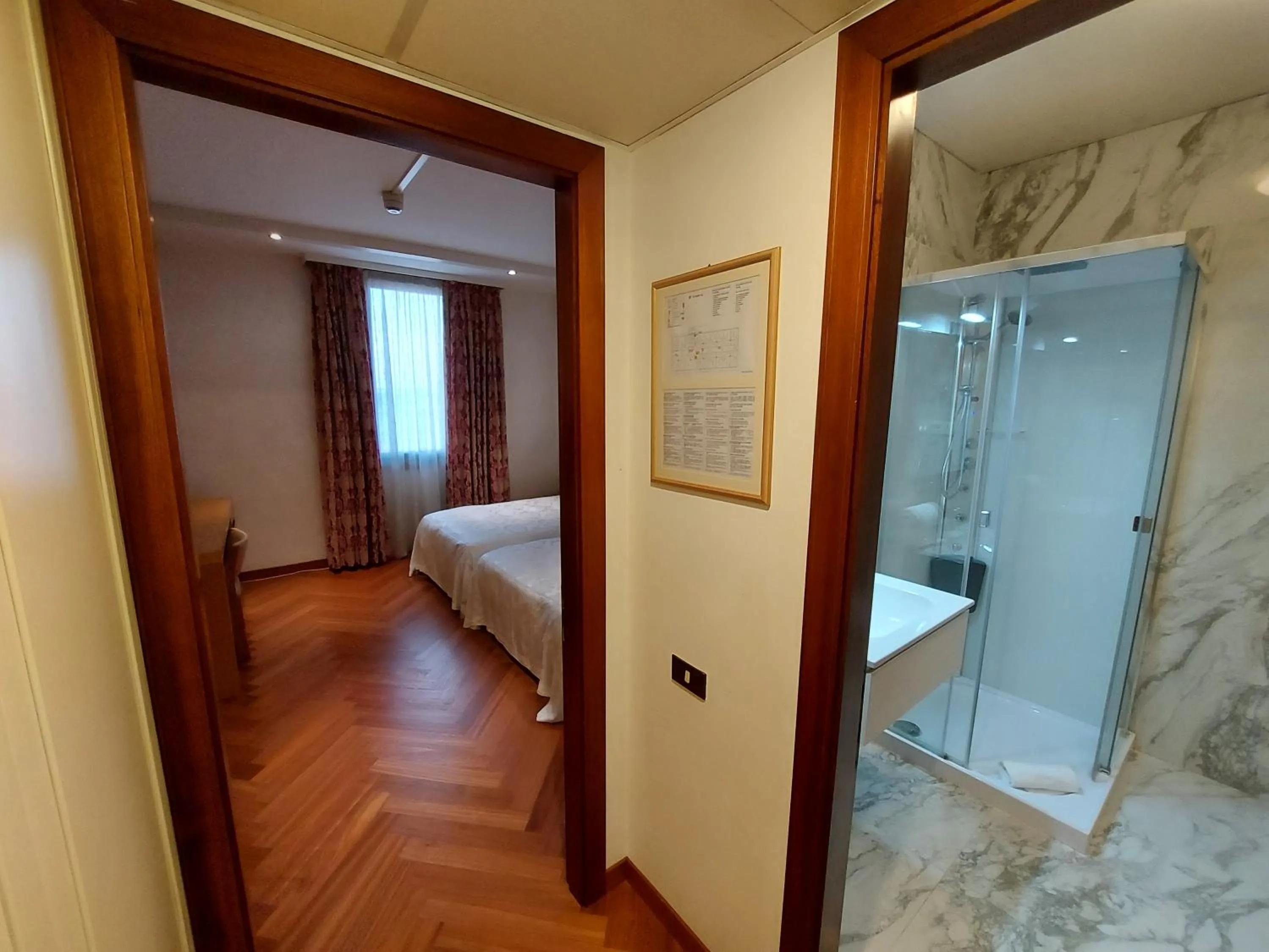 Bed in Hotel Posta 77