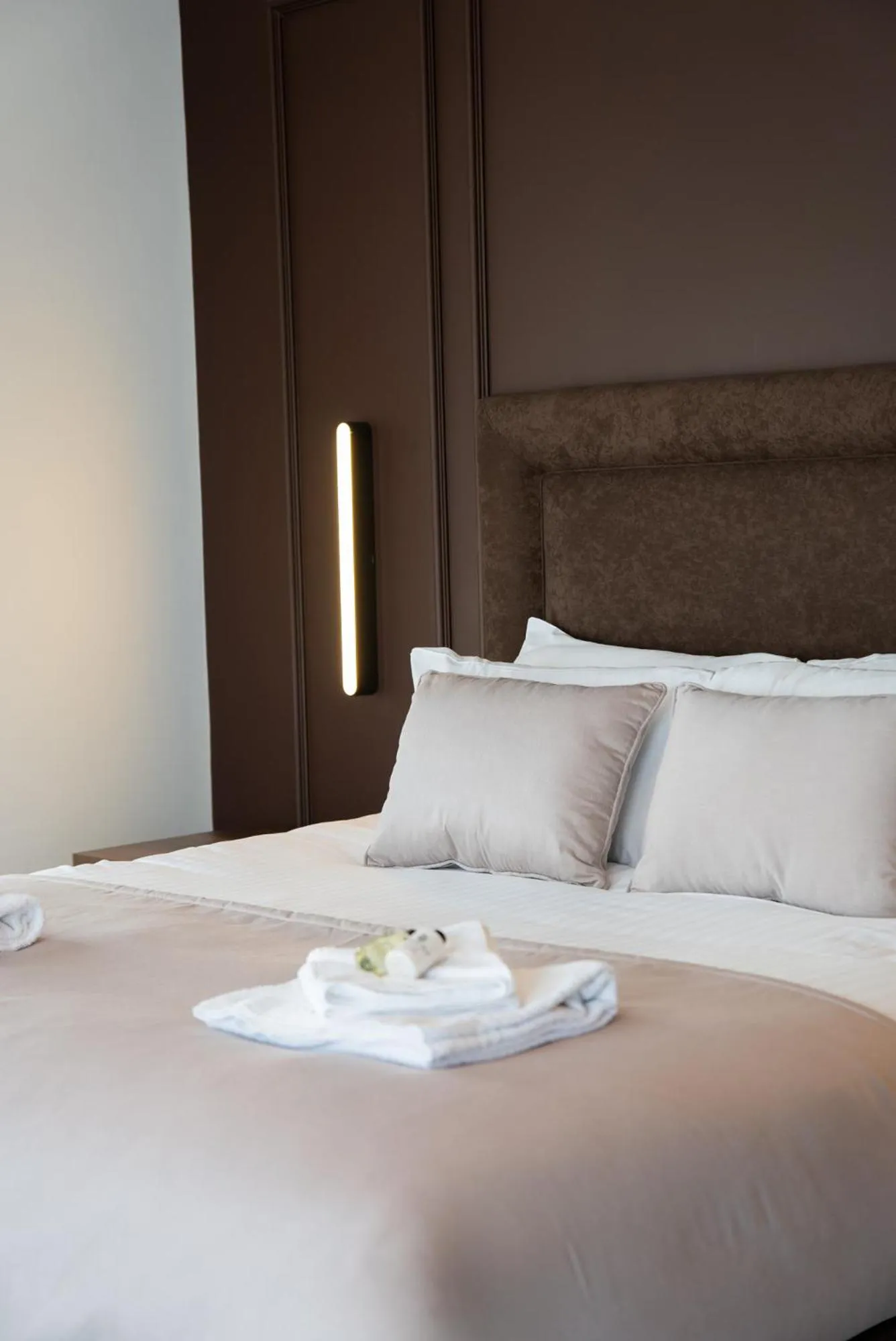 Bed in The Cae Mor Hotel