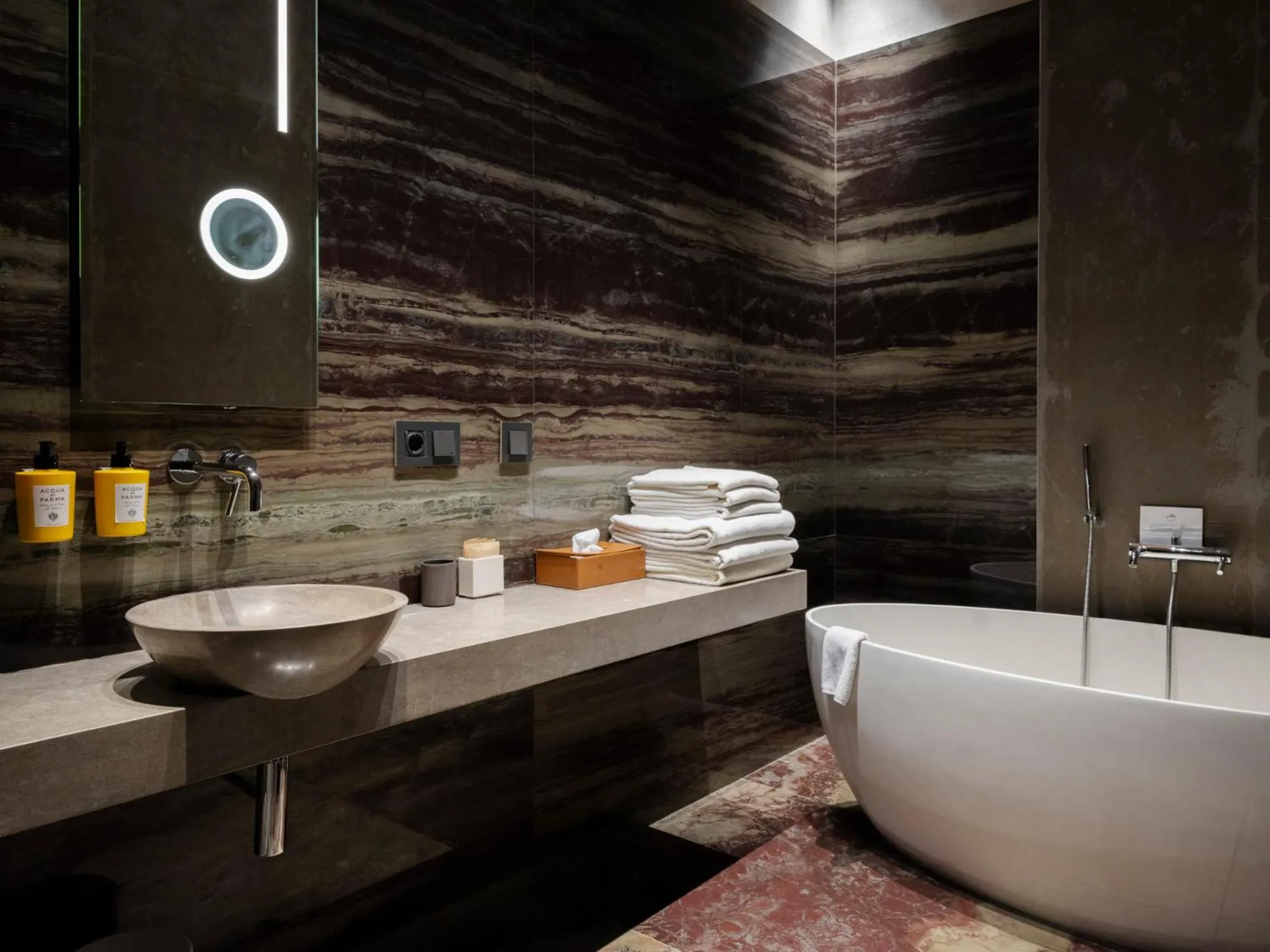 Bathroom in Hotel Warszawa