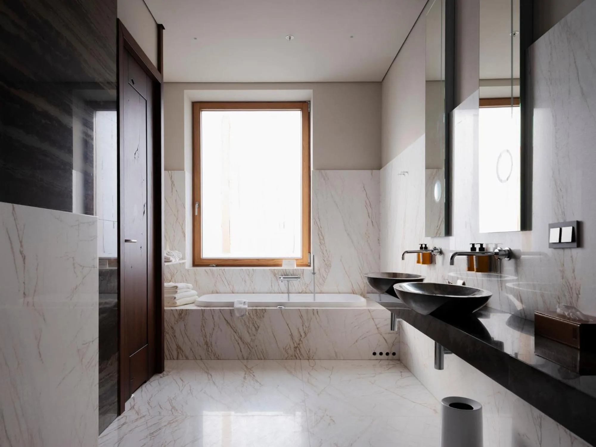 Hot Tub in Hotel Warszawa