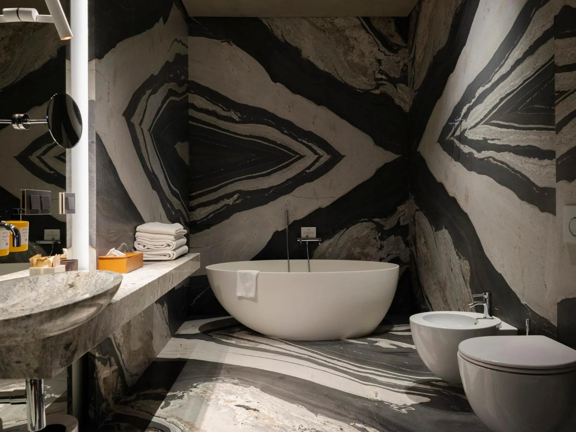 Bathroom in Hotel Warszawa