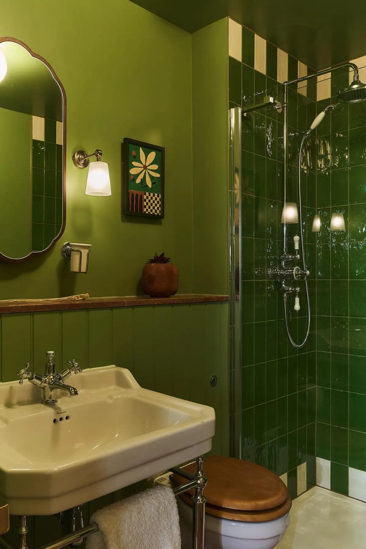 Shower in Crafted at Powdermills