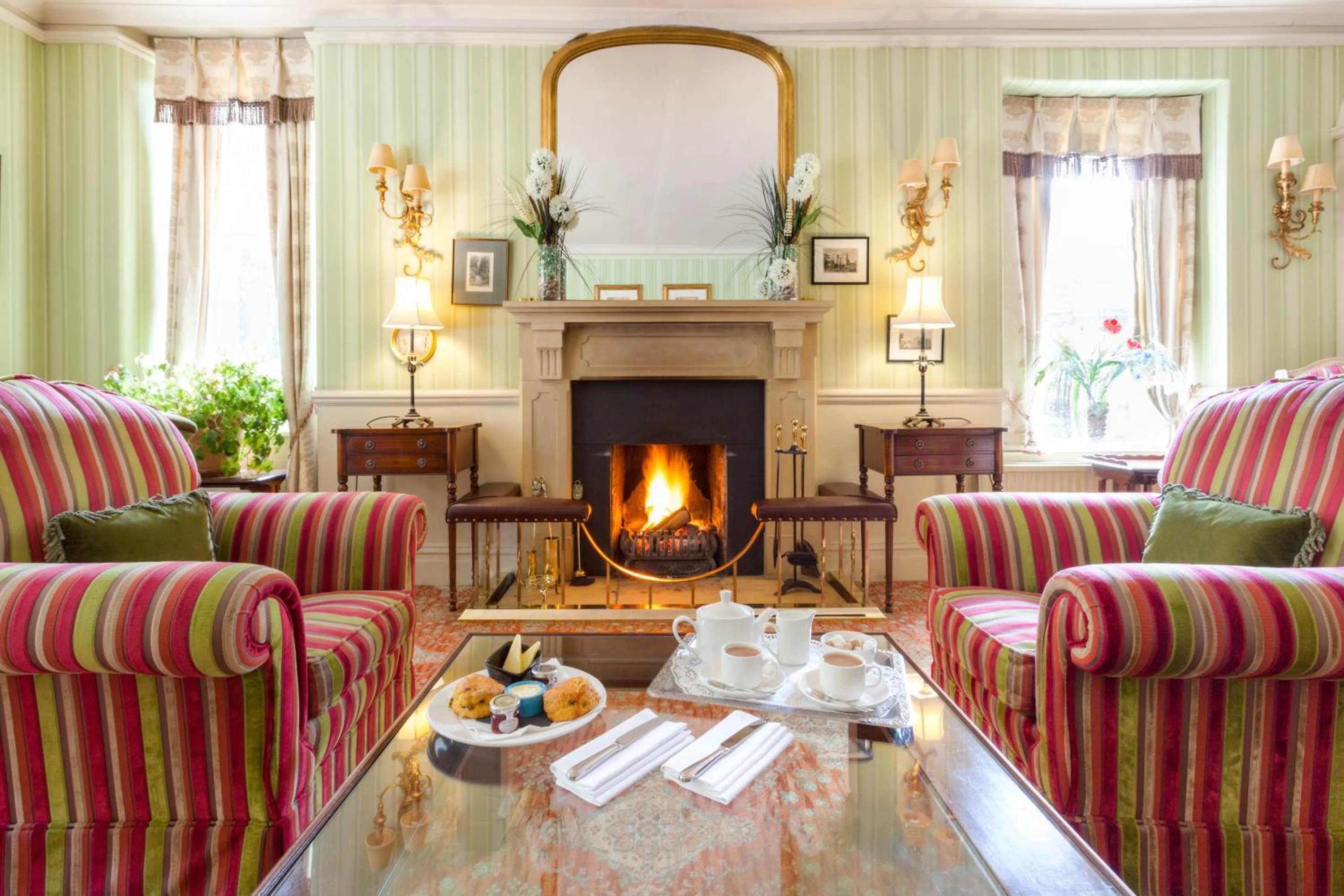 Property building in Bridge Hotel