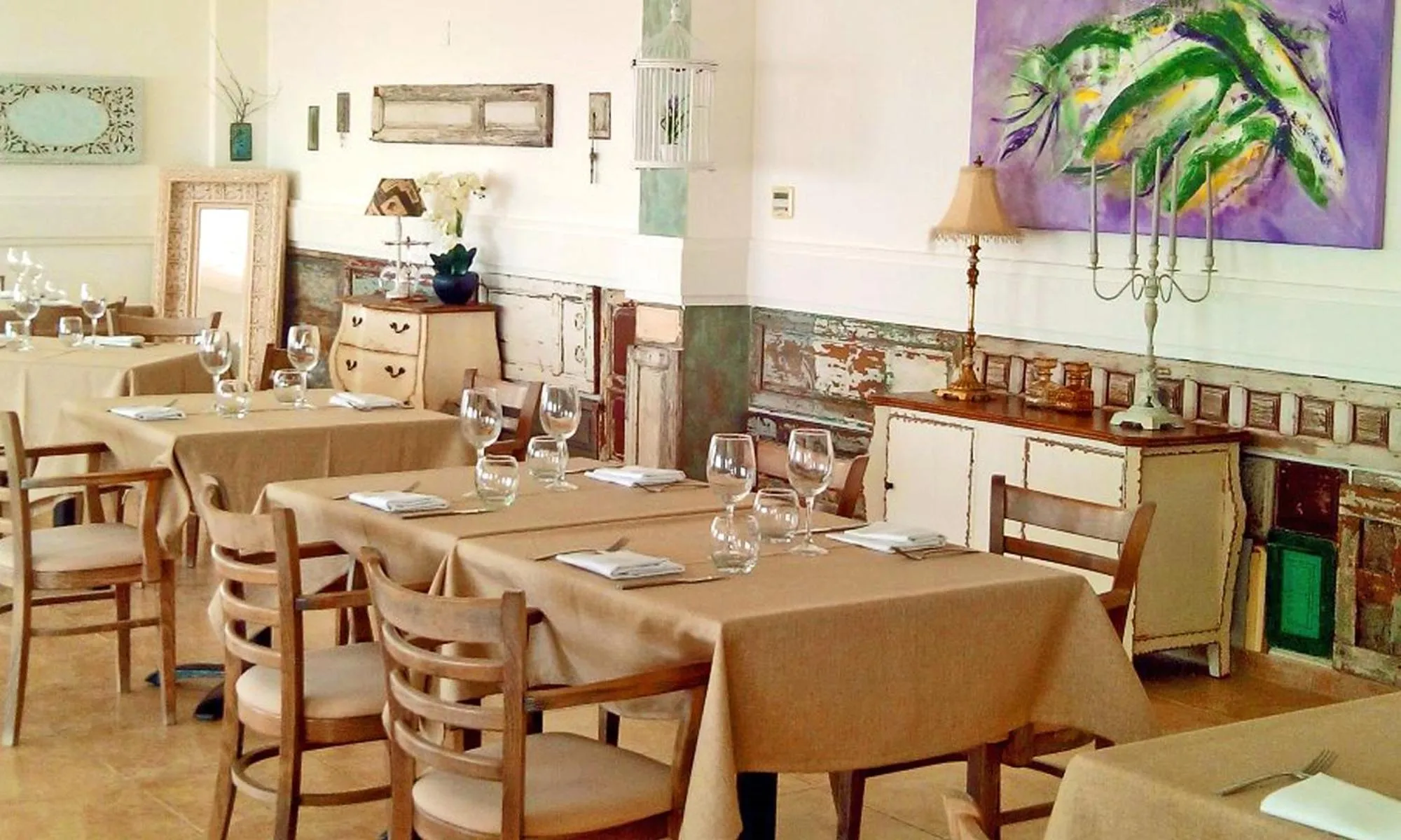 Restaurant/places to eat in Macdonald La Ermita Resort