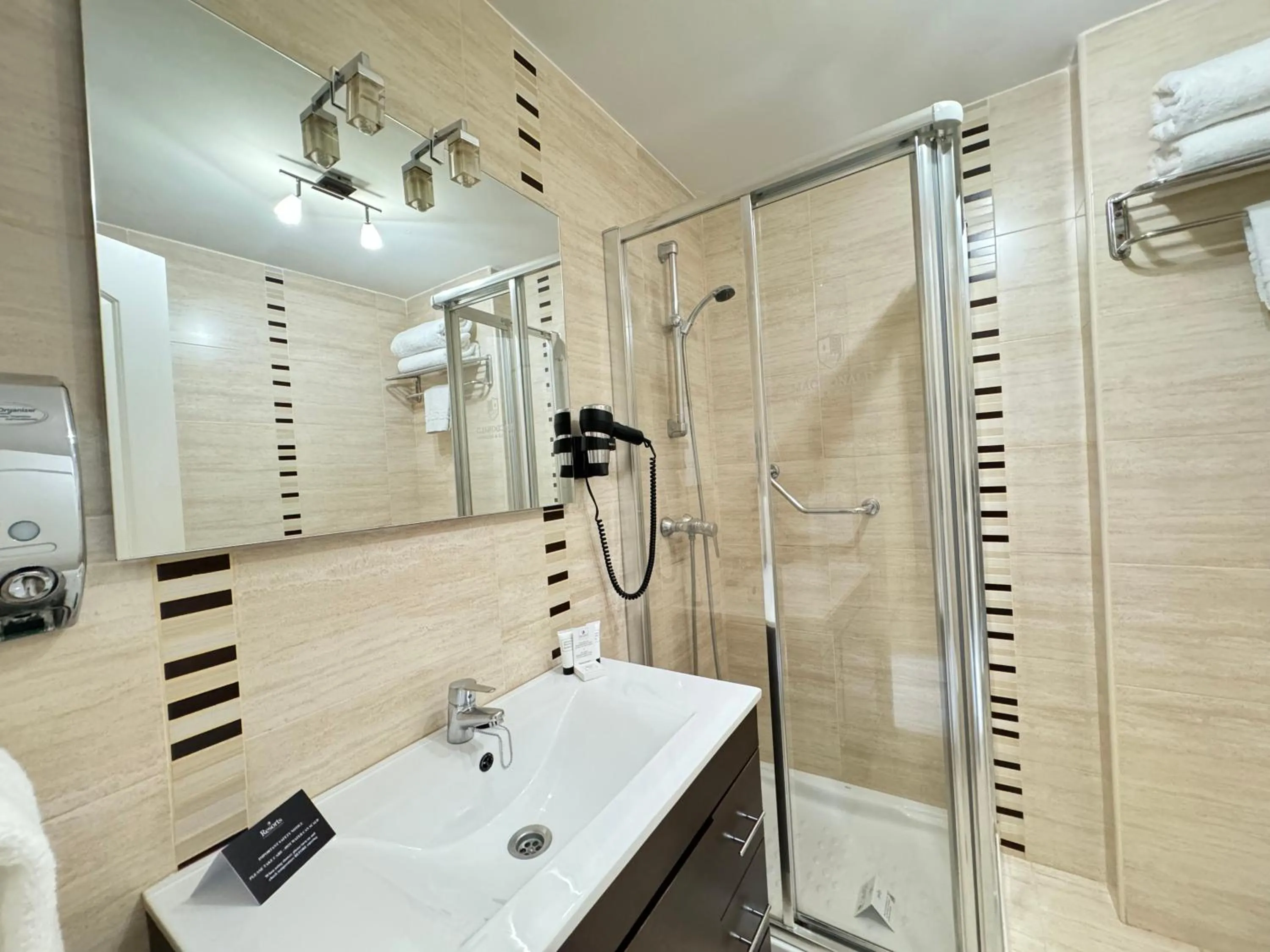 Bathroom in Macdonald La Ermita Resort