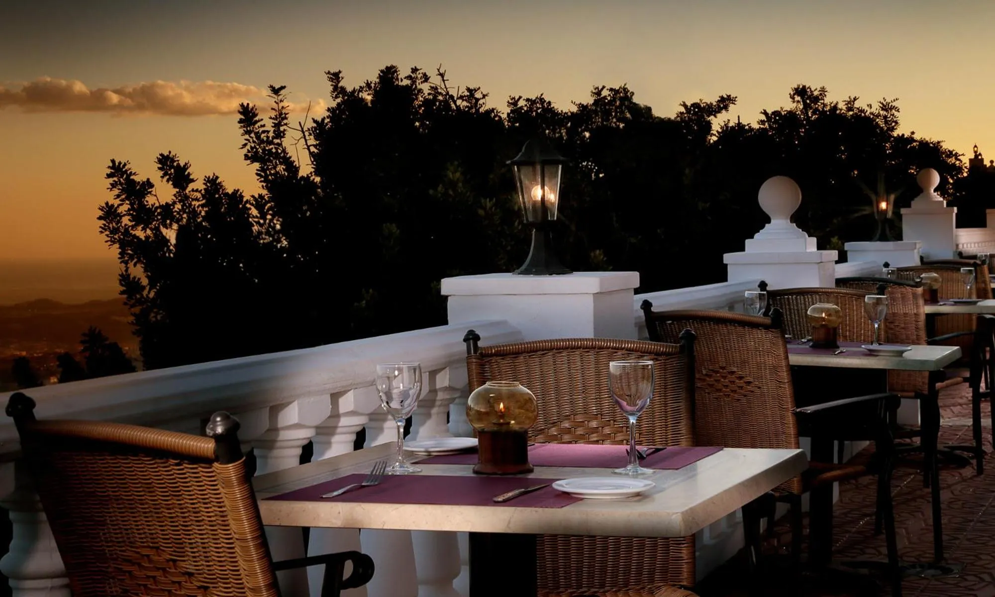 Restaurant/places to eat in Macdonald La Ermita Resort