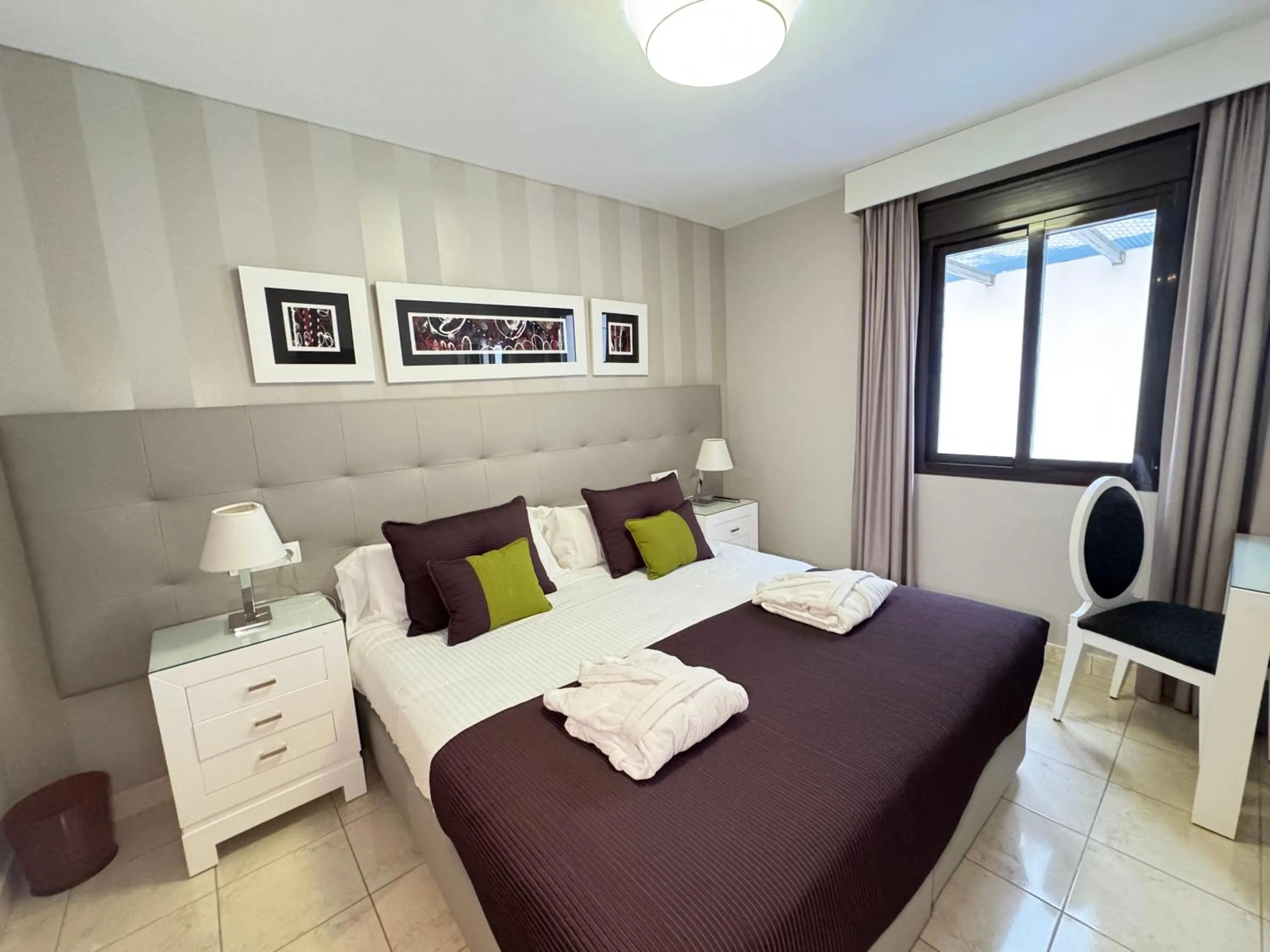 Bedroom, Bed in Macdonald La Ermita Resort