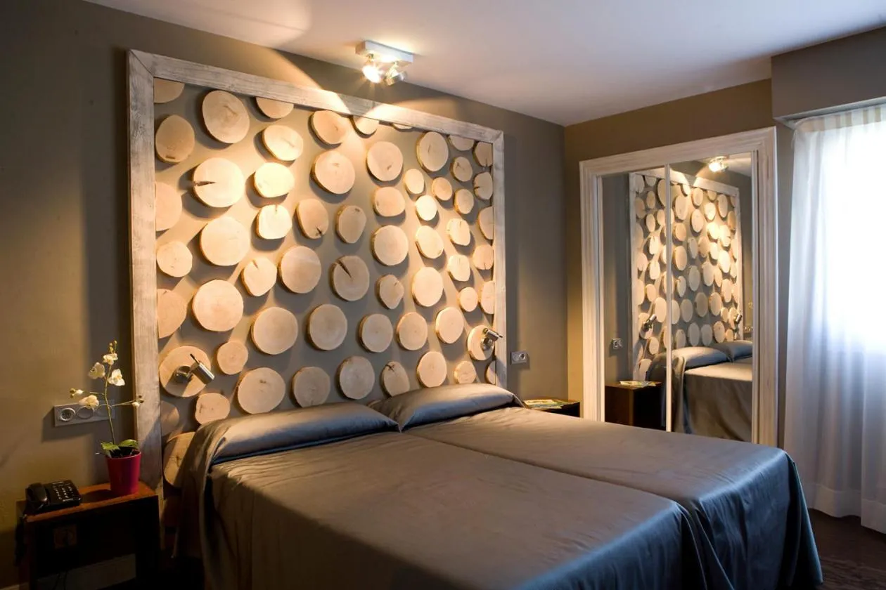 Photo of the whole room, Bed in Hotel Salbatoreh