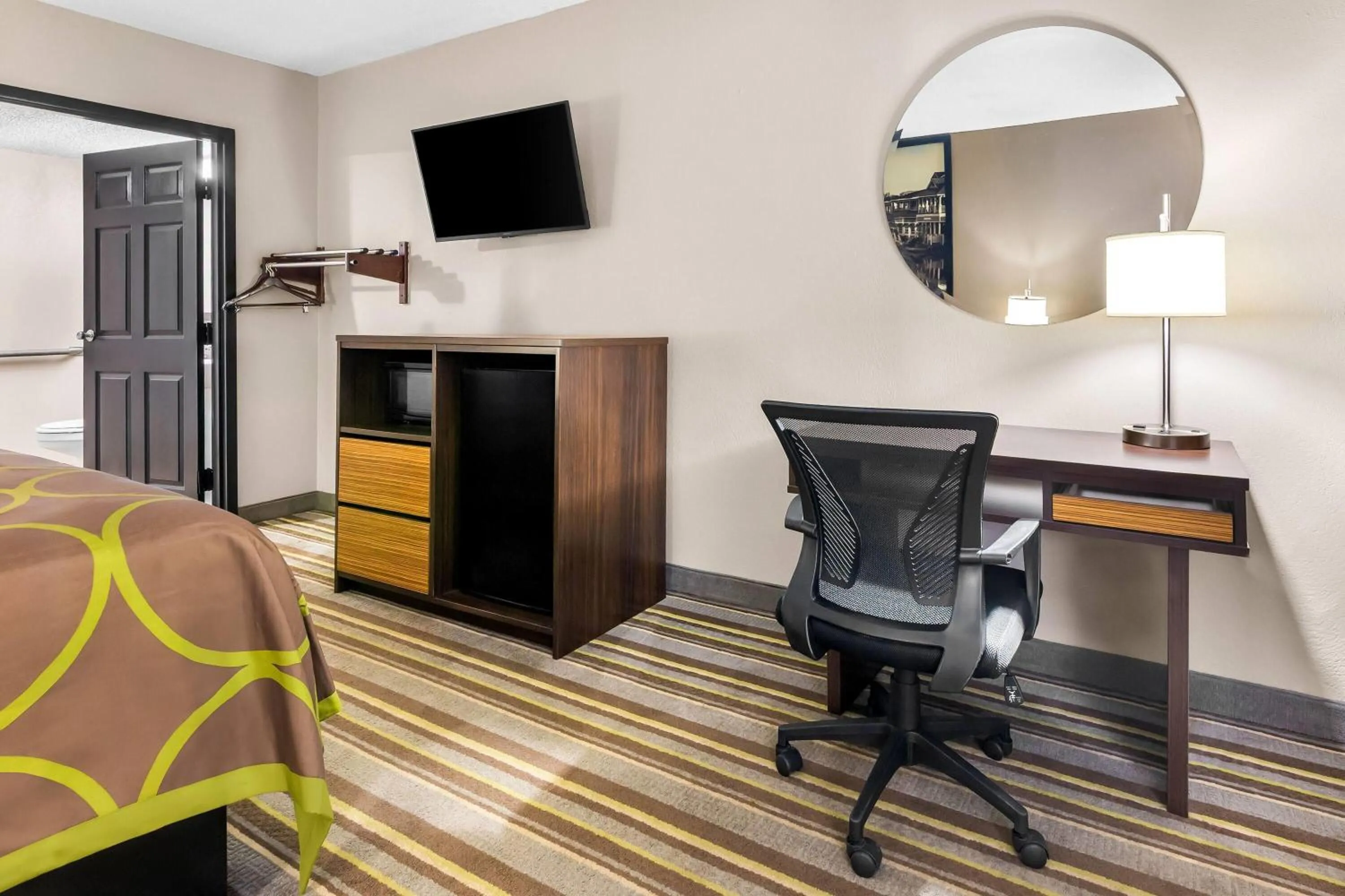 Bed in Super 8 by Wyndham Columbia