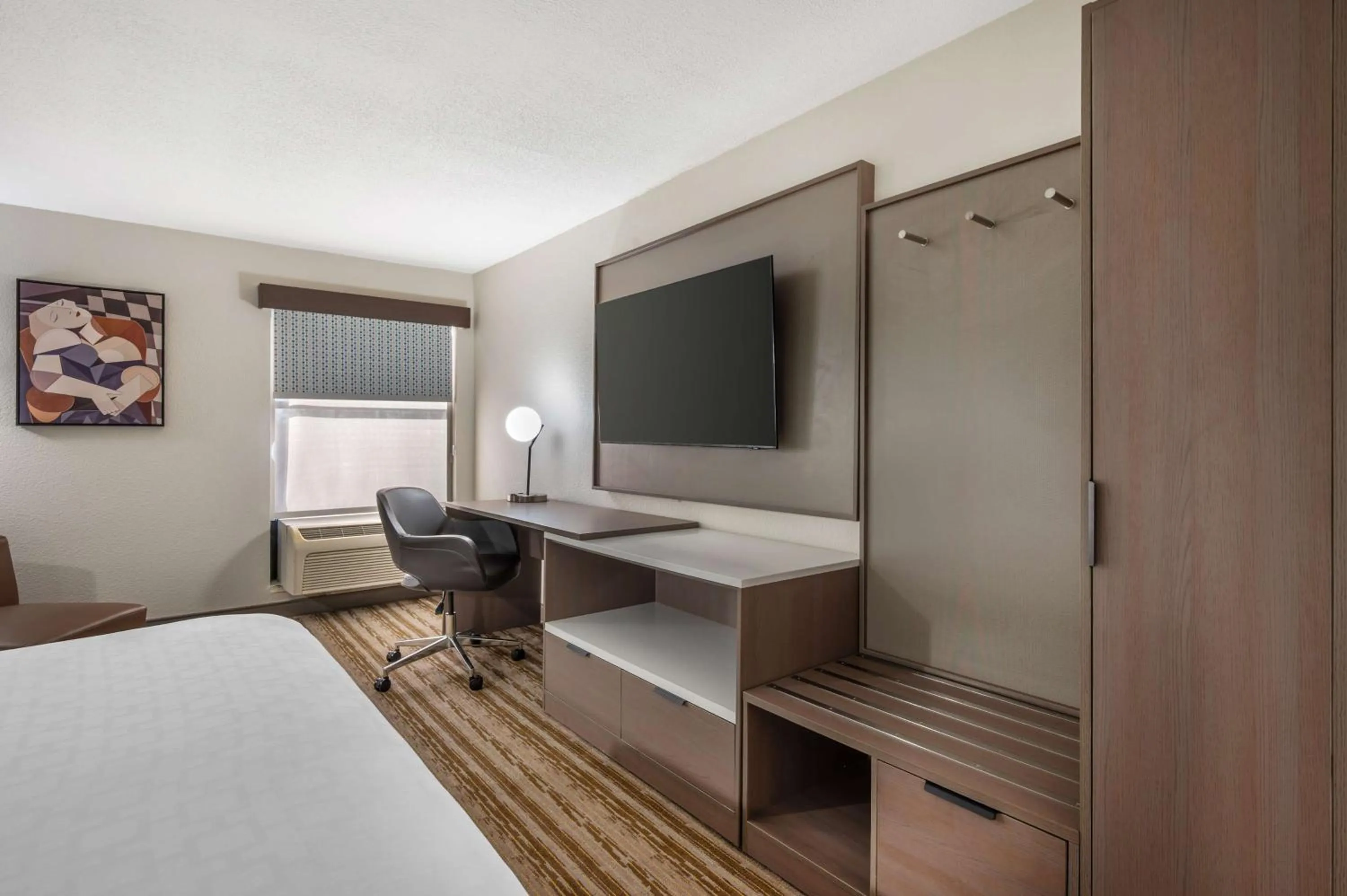 Bedroom, Bed in Best Western Plus Richmond Indiana I-70