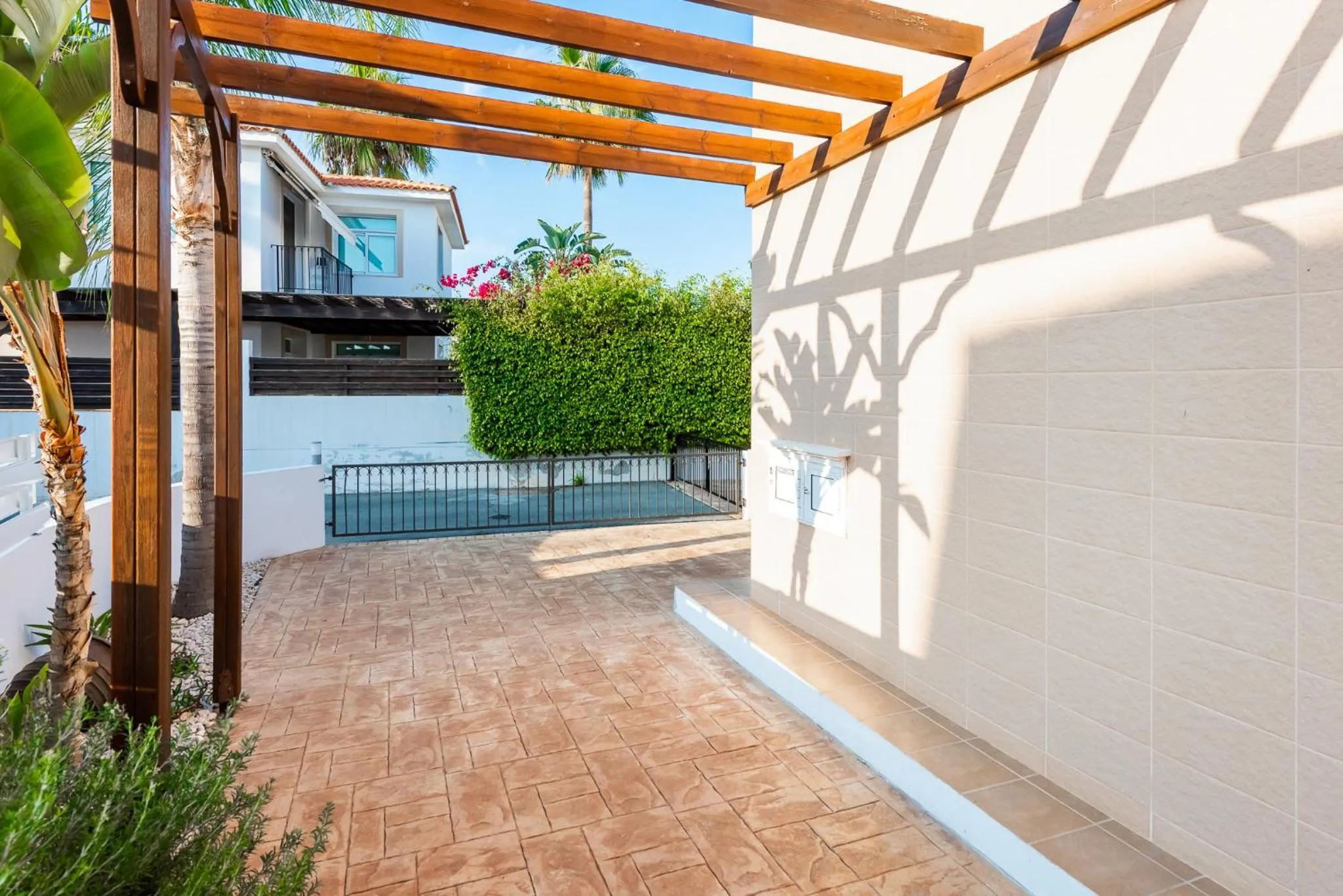 Villa Palm Breeze by Ezoria Villas