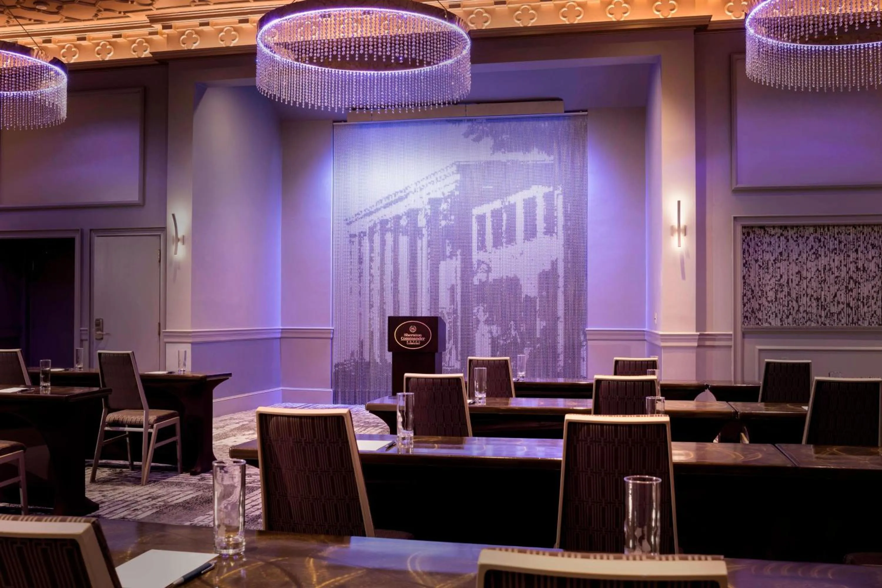 Meeting/conference room in Sheraton Commander Hotel