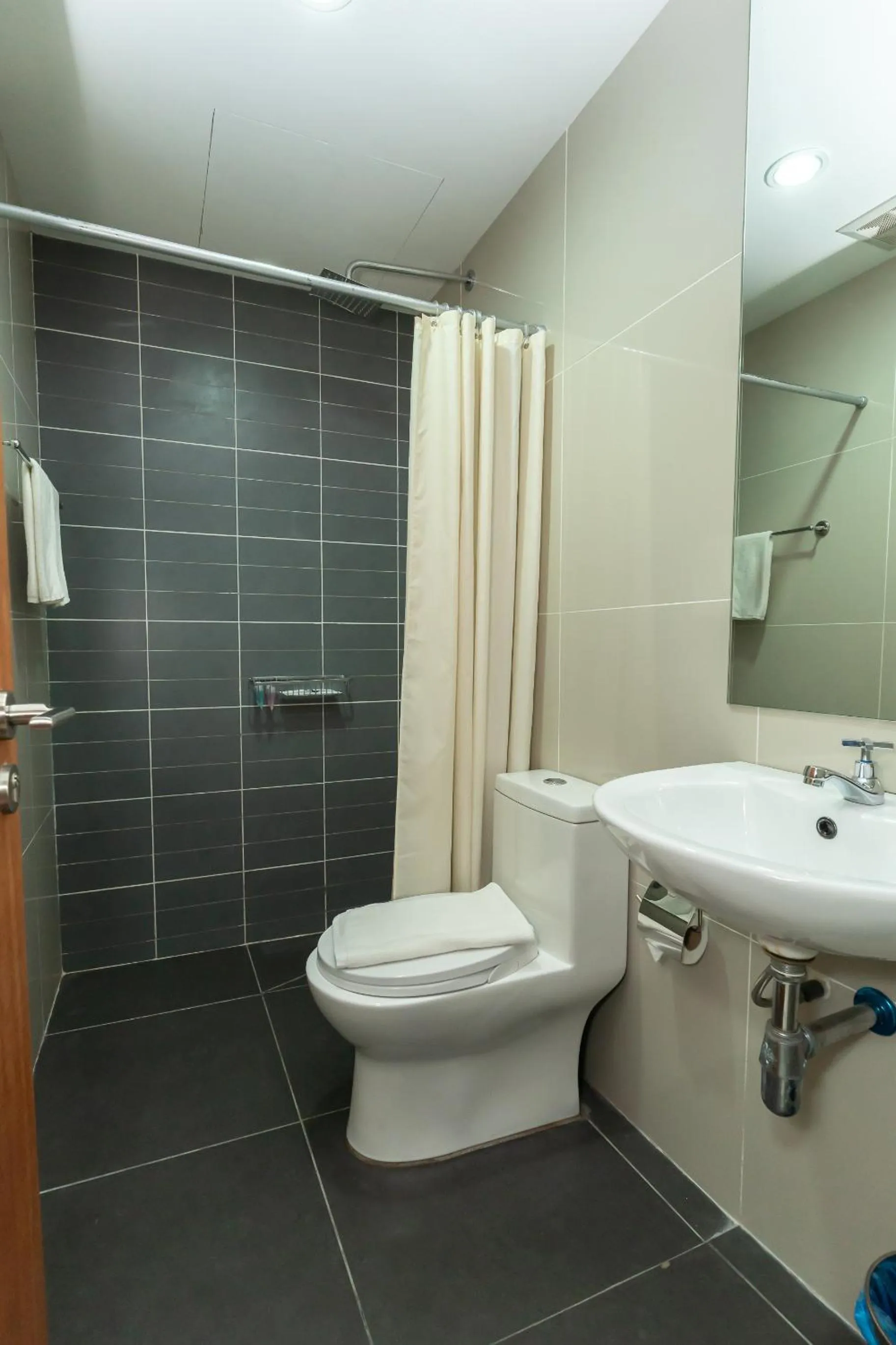 Shower in Le Quadri Kuala Lumpur By UCSI Hotels