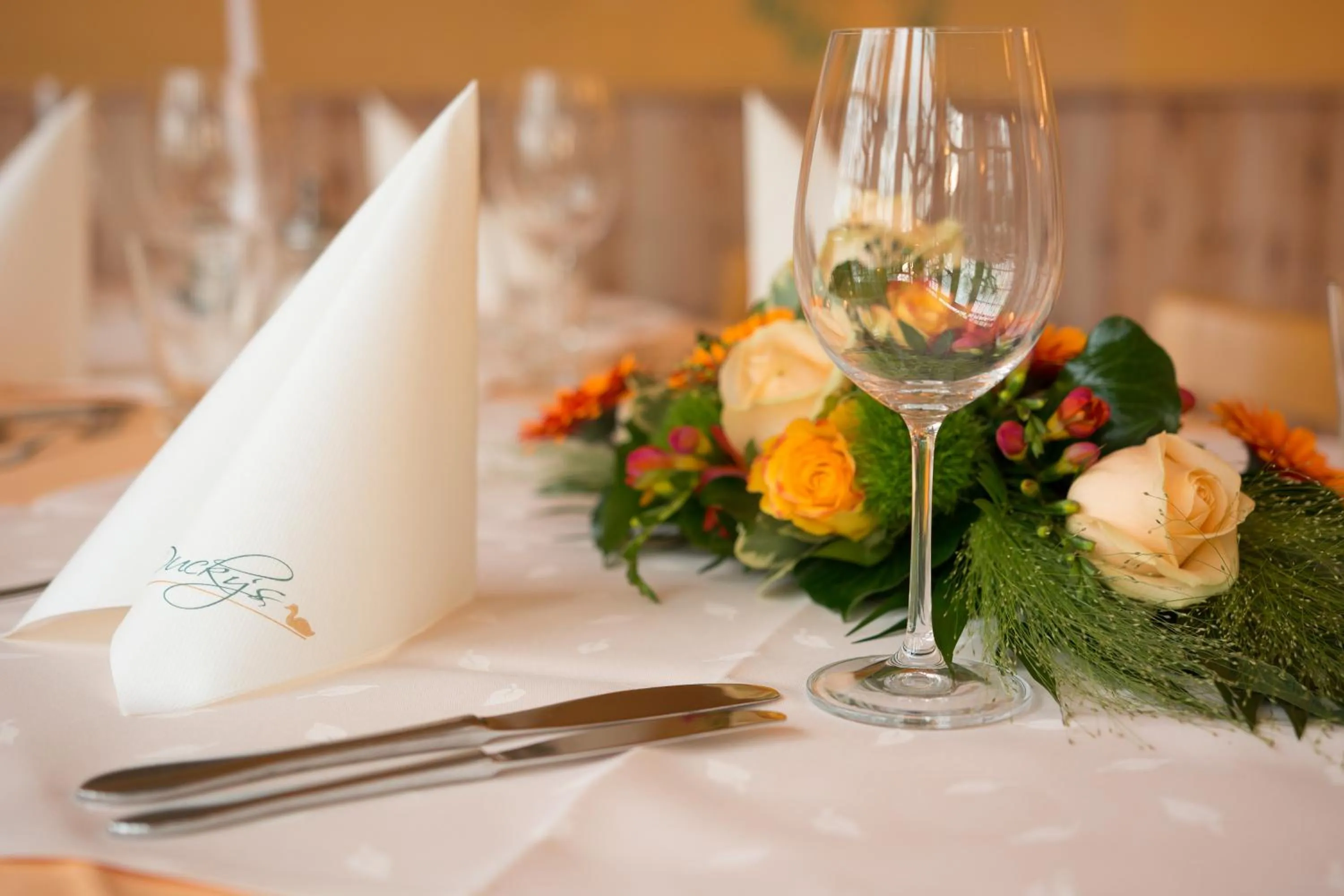 Restaurant/places to eat in Ducky’s Restaurant | Events | Hotel