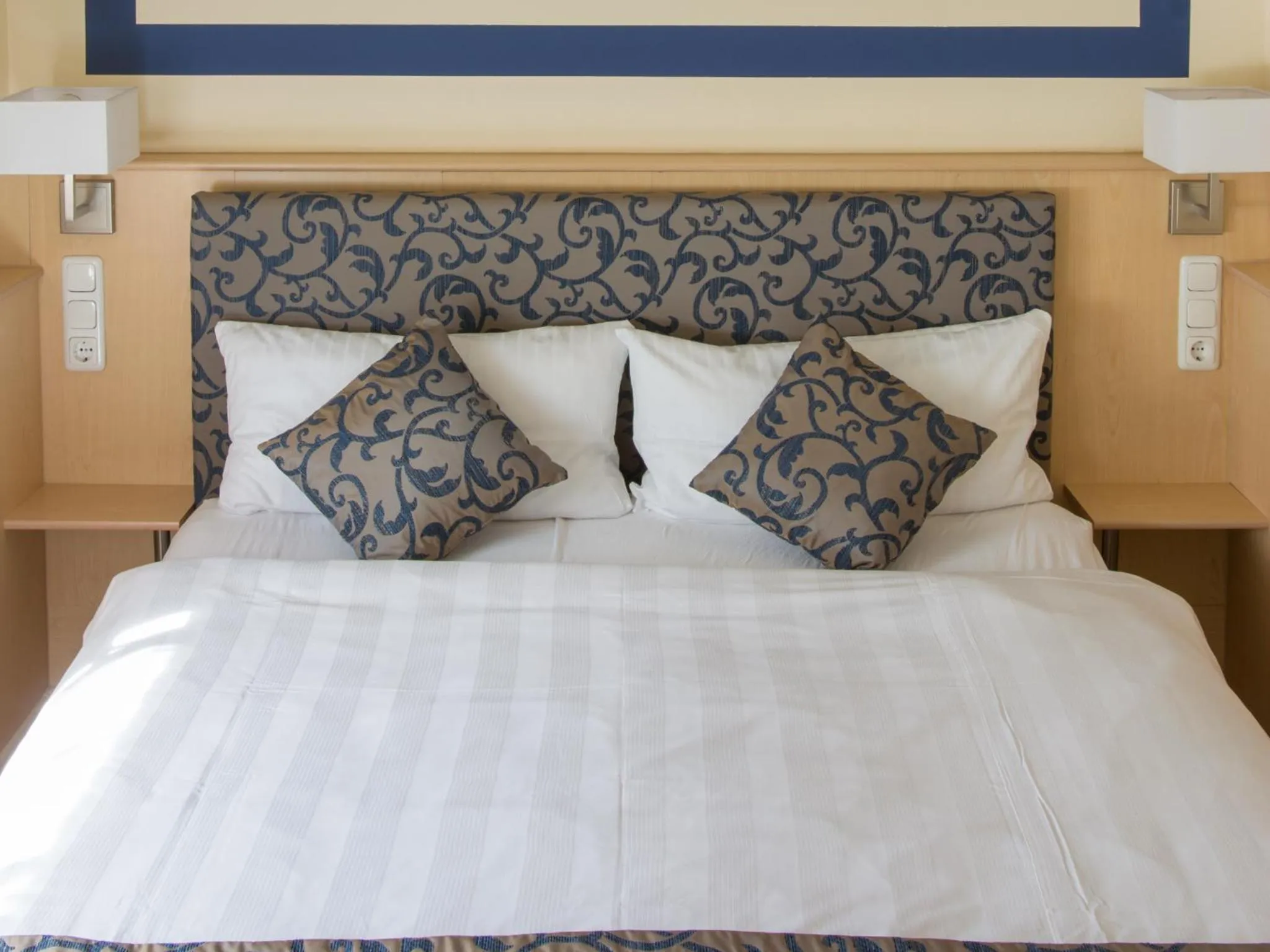 Bed in Ducky’s Restaurant | Events | Hotel