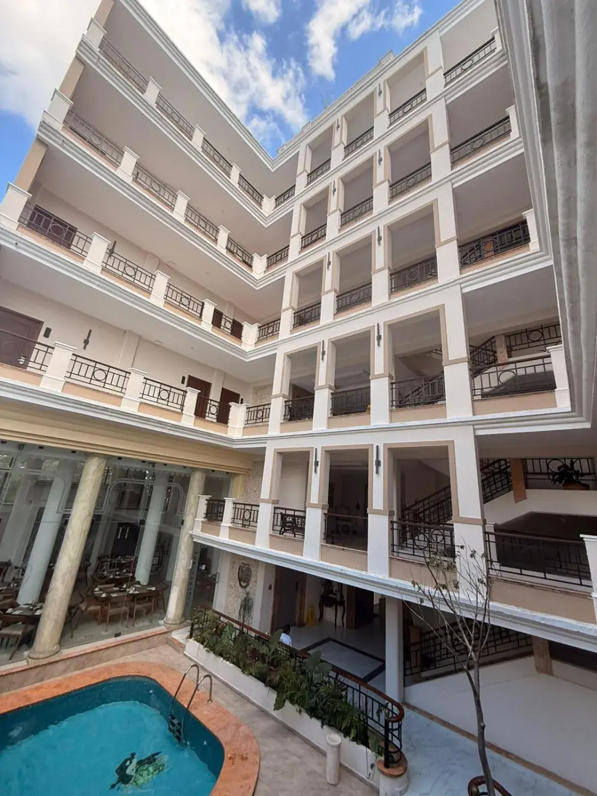 Property building in Hotel Residencial Property building in Hotel Residencial