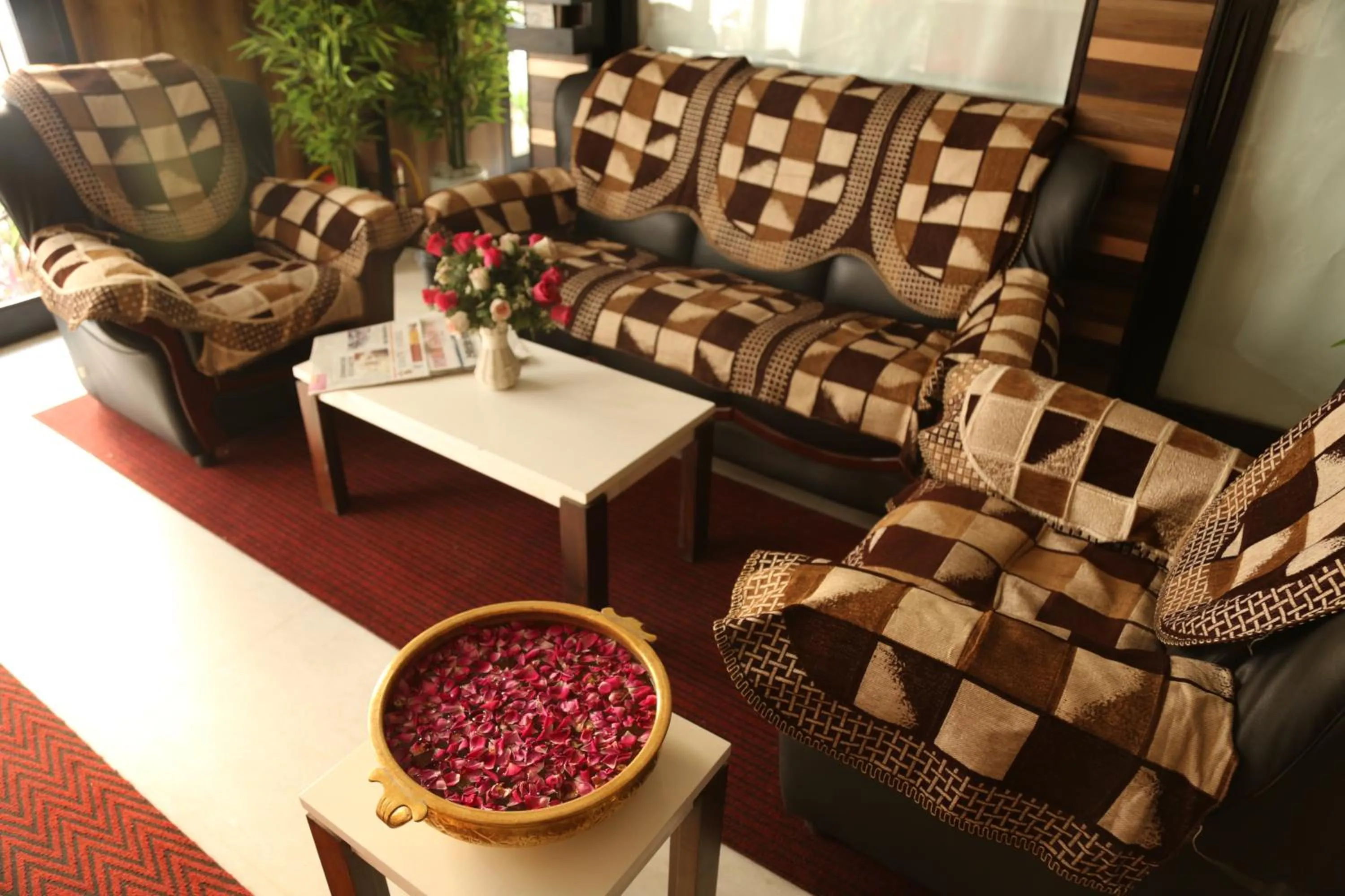 HOTEL MADNI ROYALE (50 Mtrs from Dargaah), Ajmer