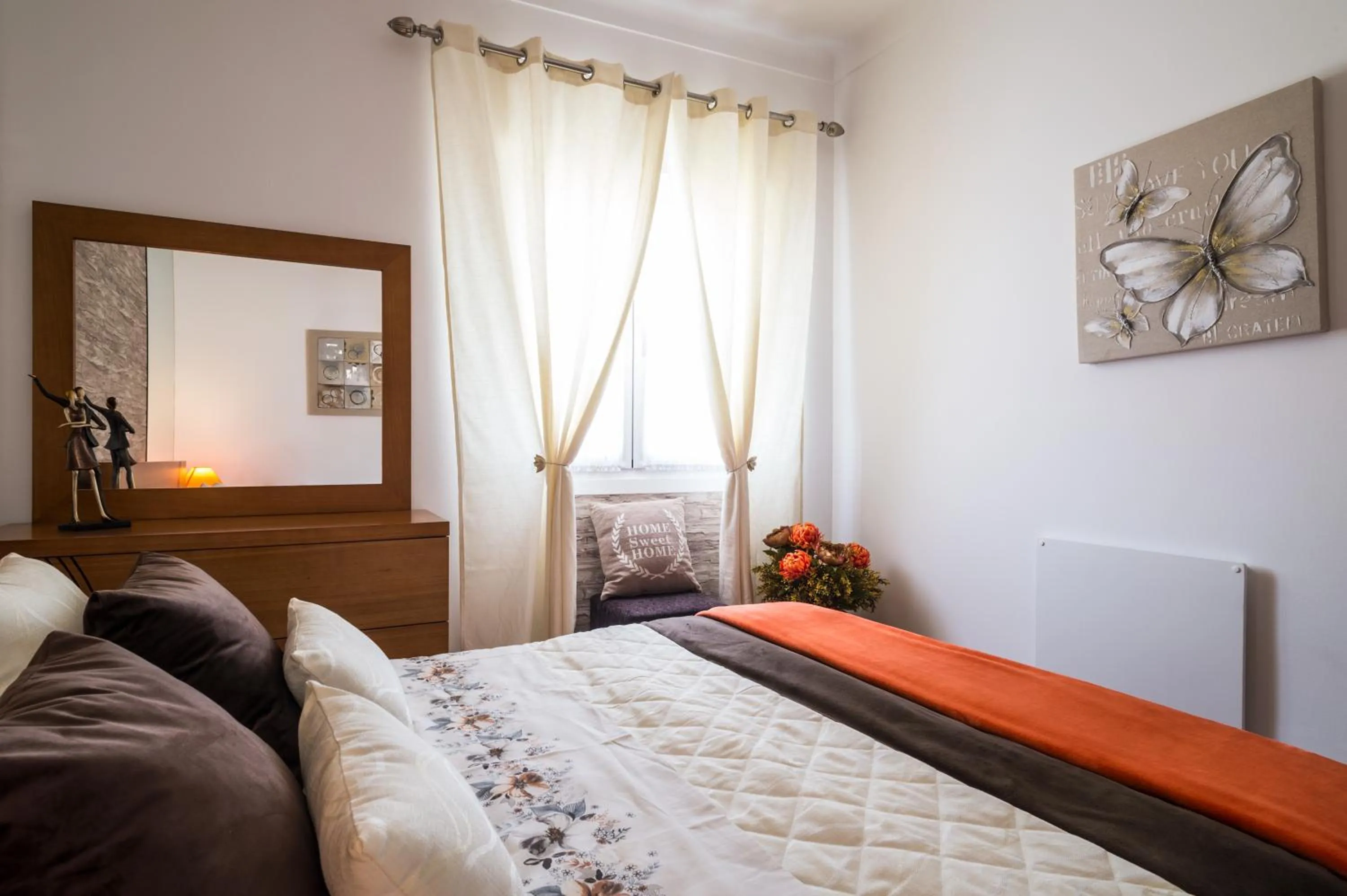 Bedroom, Bed in Dream city home 2