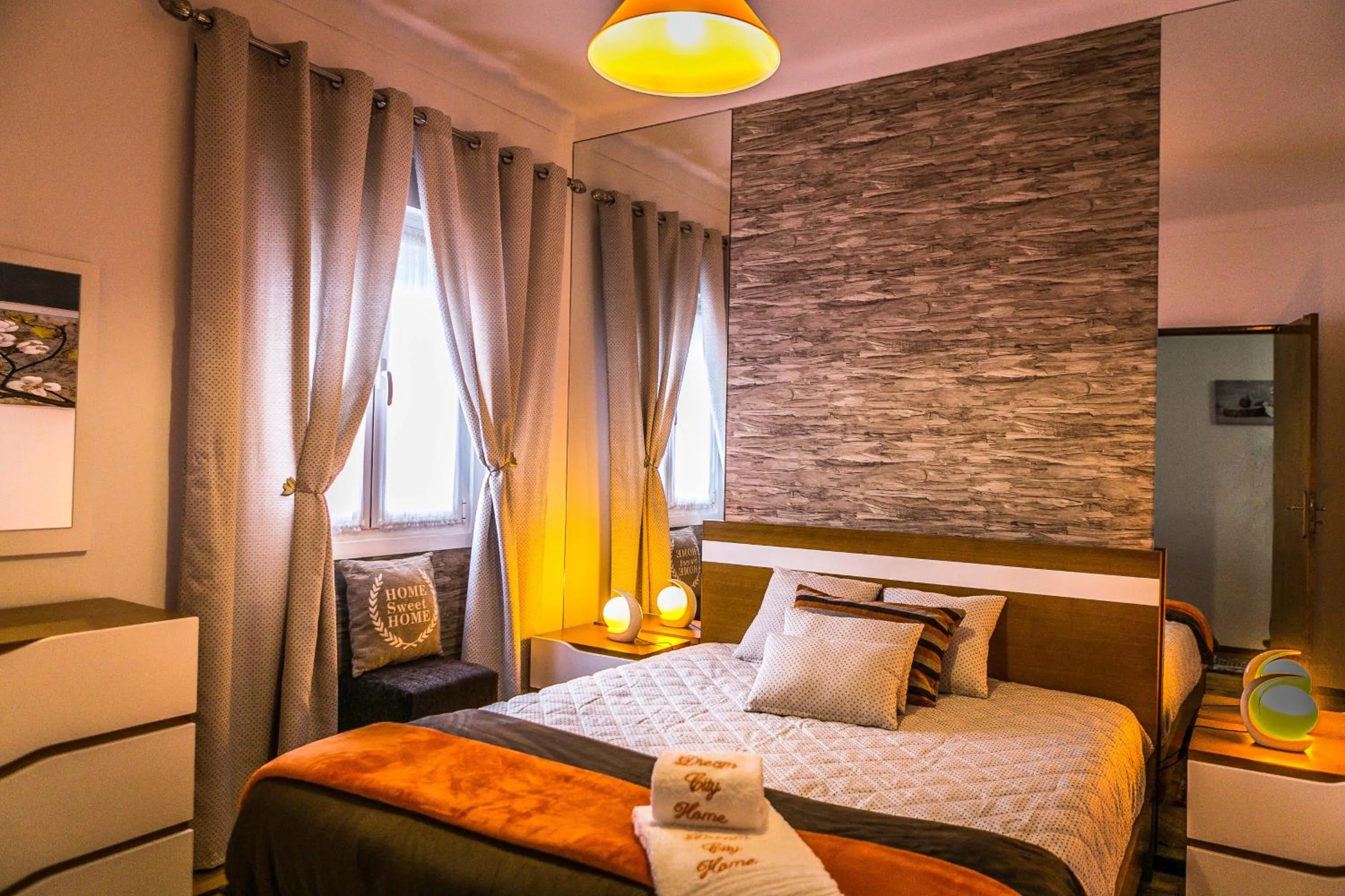 Bedroom, Bed in Dream city home 2